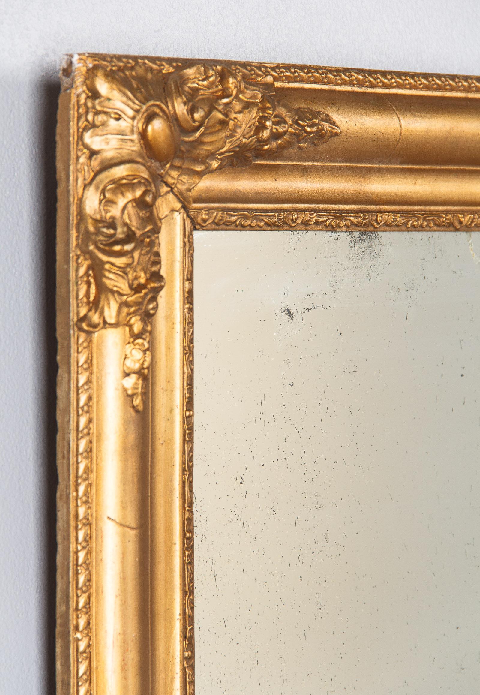 French Napoleon III Period Giltwood Mirror, circa 1870s 7