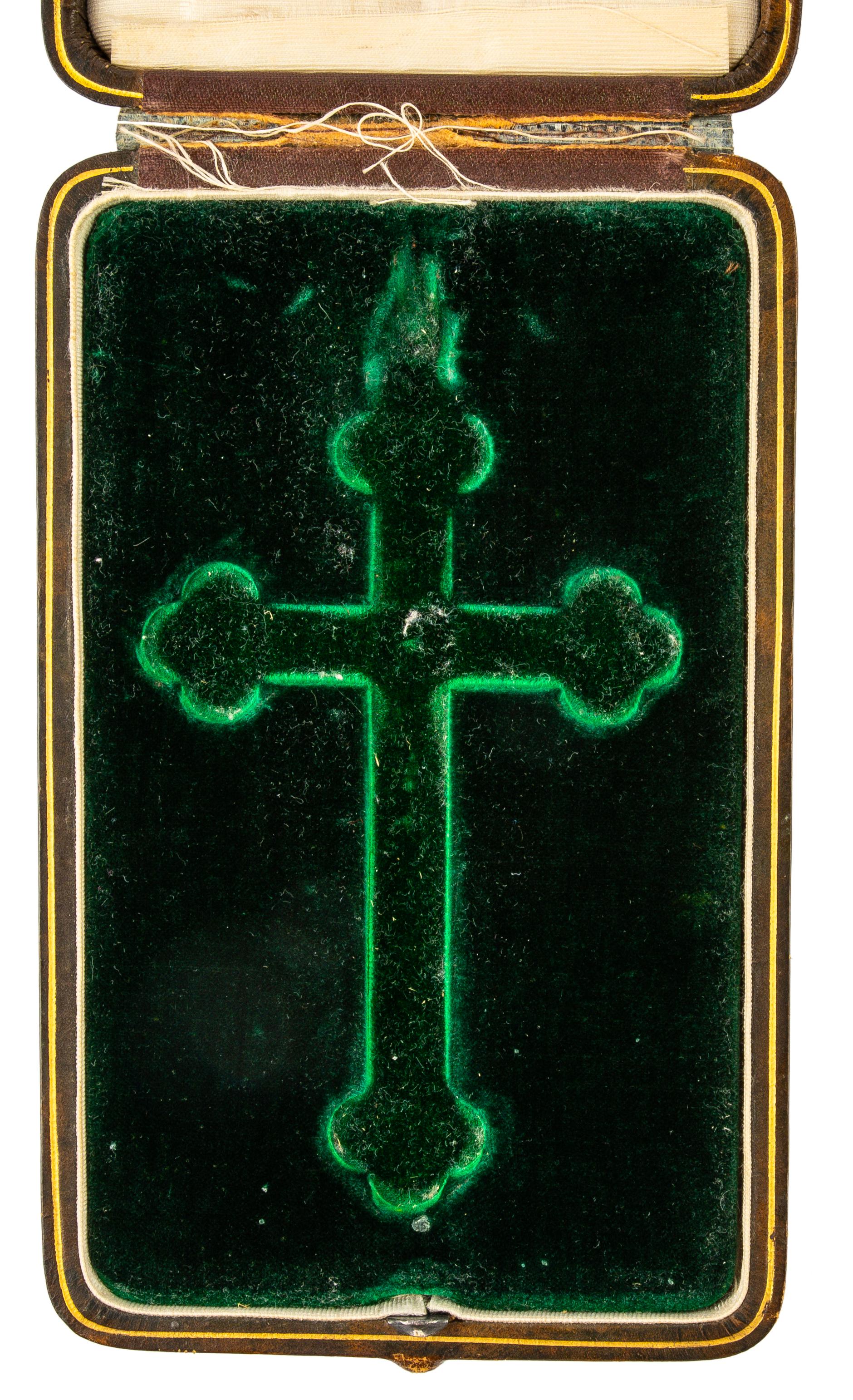 French Napoleon III Gothic-revival Silver Crucifix Pendant, mid 19th century In Good Condition In St. Catharines, ON