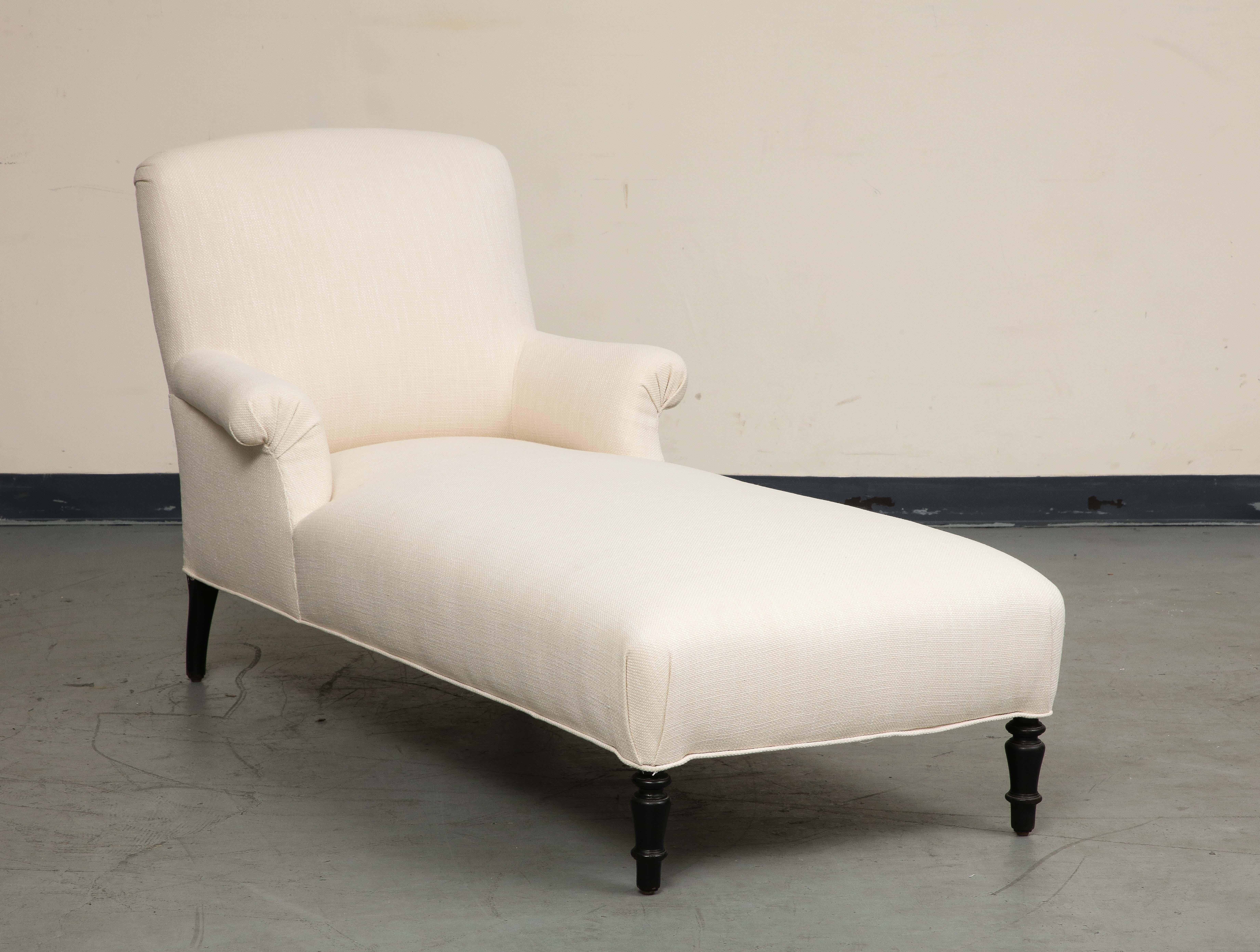 Mid-19th Century French Napoleon III Ivory Boucle Chaise Longue, circa 1860