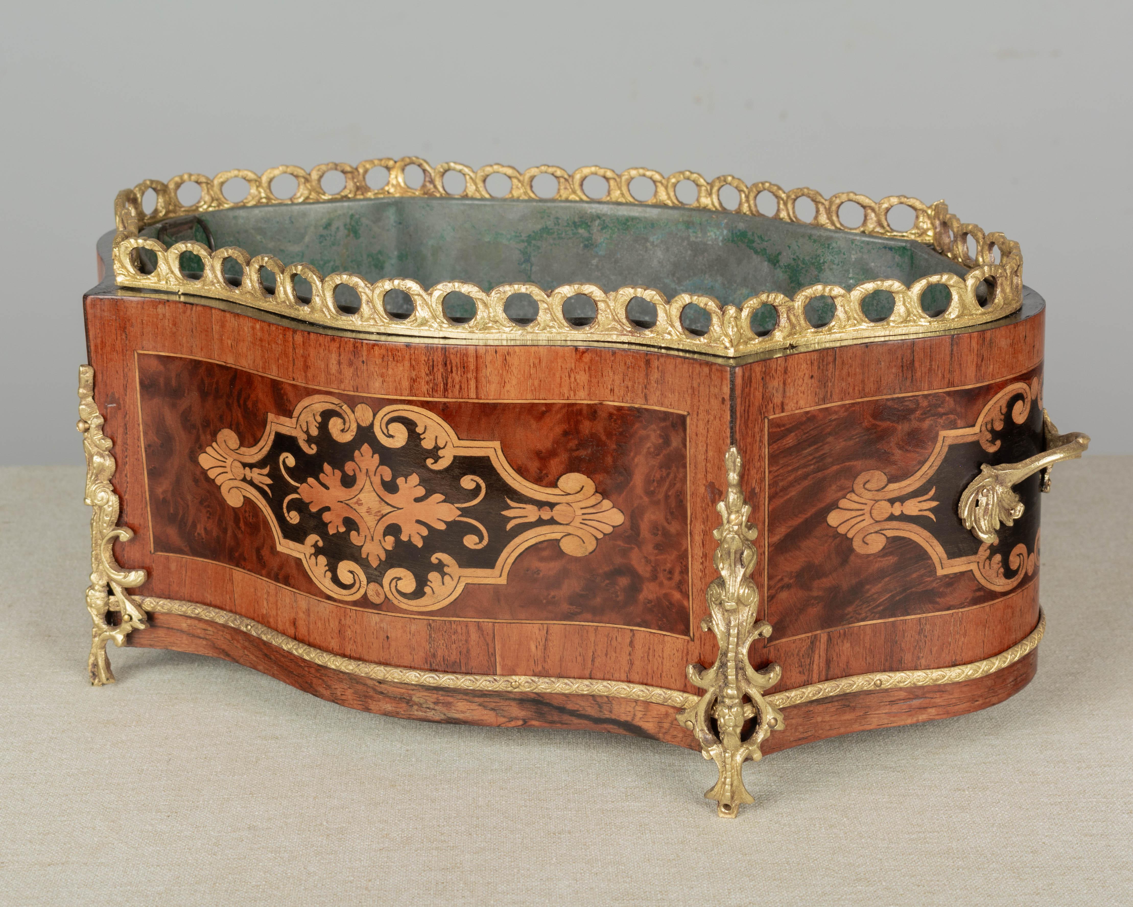 French Napoleon III Jardinière or Planter In Good Condition For Sale In Winter Park, FL
