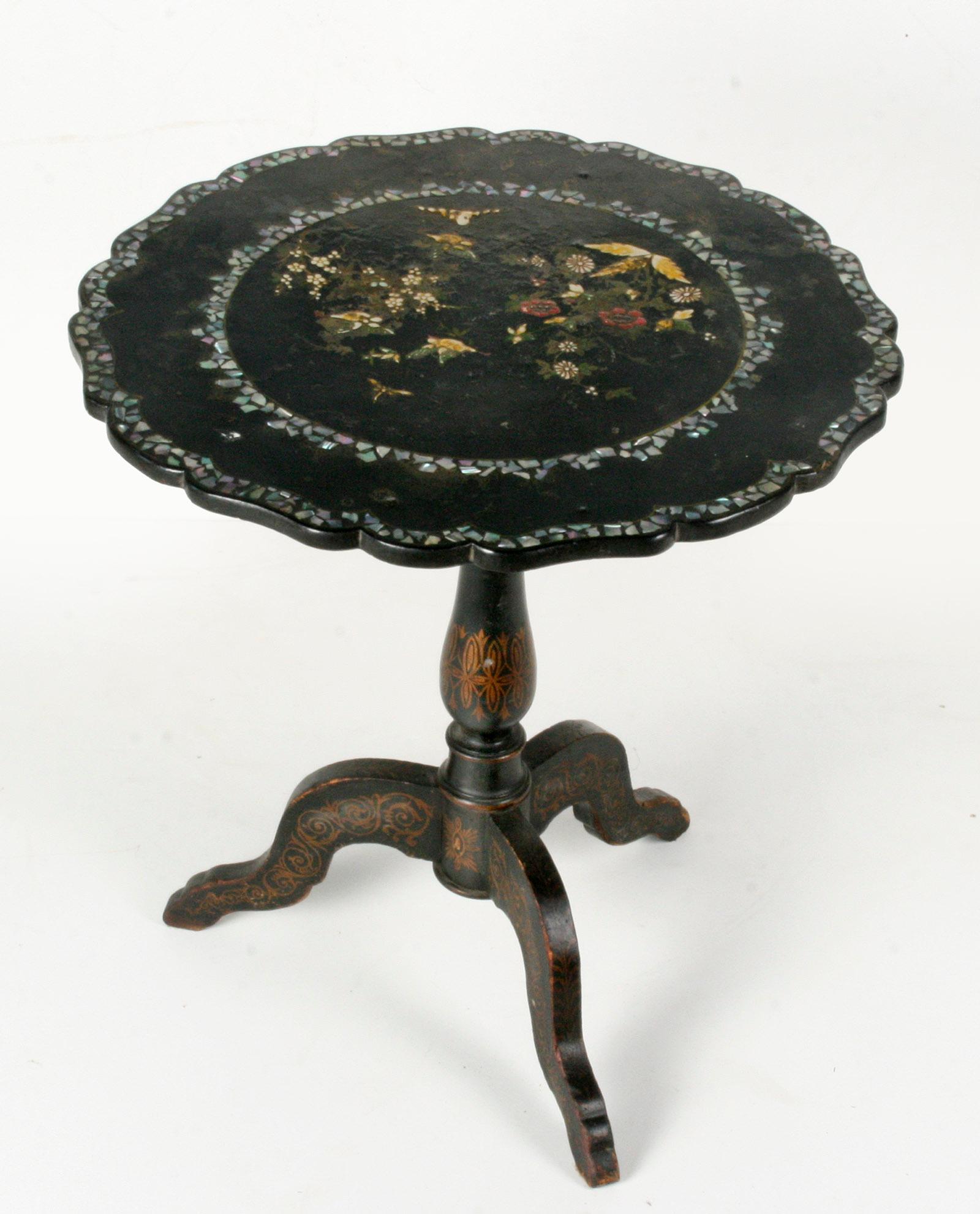 French Napoleon III Lacquered Tilt-Top Table Mother of Pearl Inlaid For Sale 1