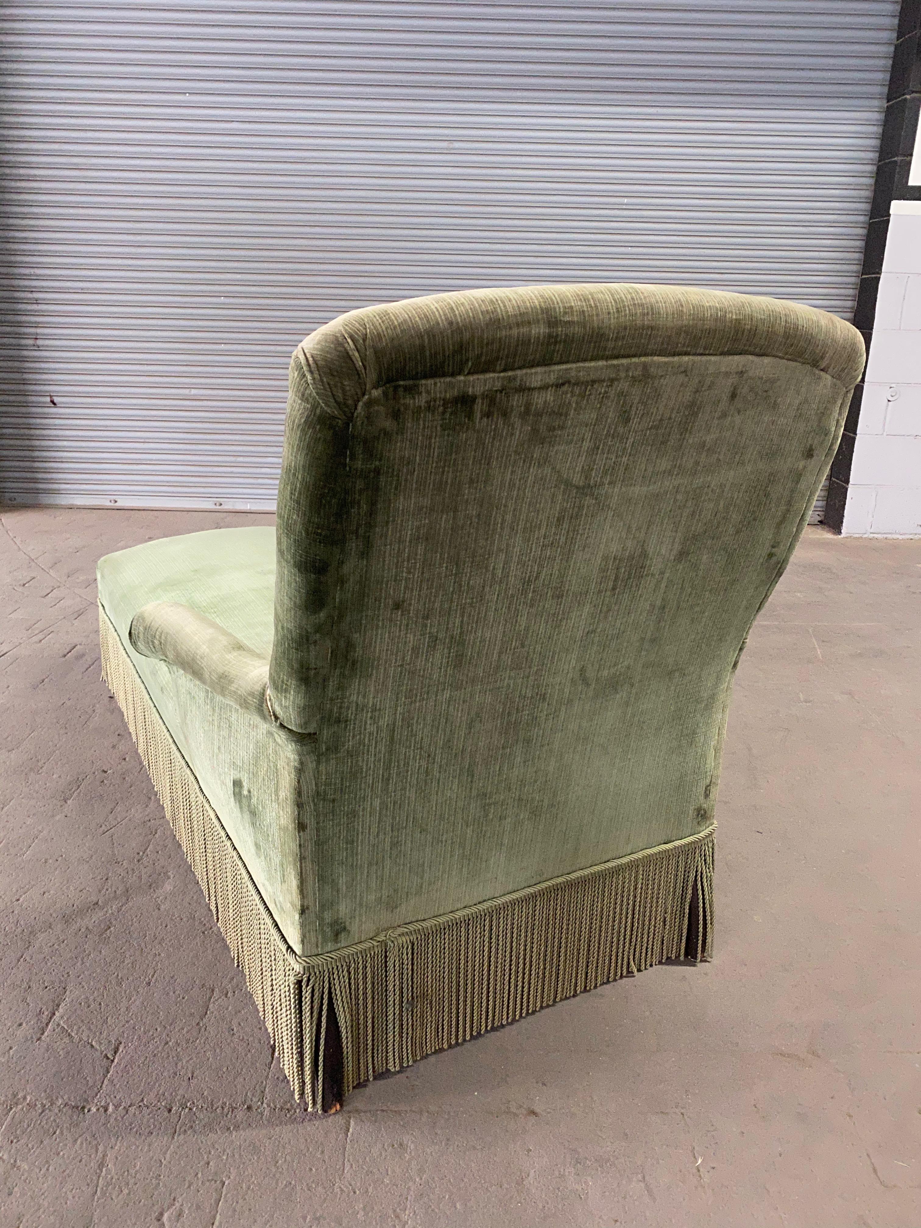 French  Napoleon III Light Green Tufted Back Chaise Longue 4