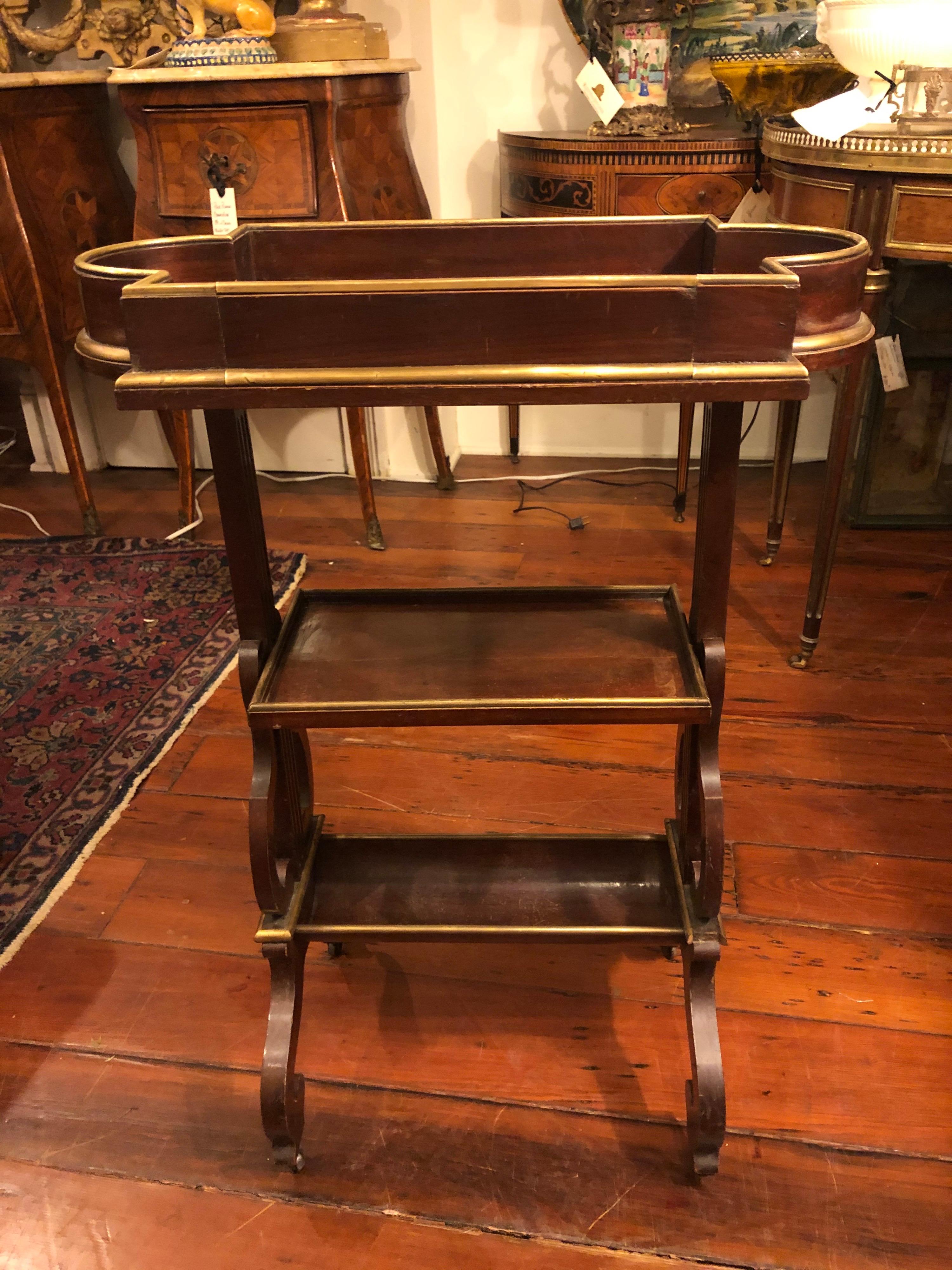 French Napoleon III  Mahogany and Brass Occasional Table In Fair Condition For Sale In Natchez, MS
