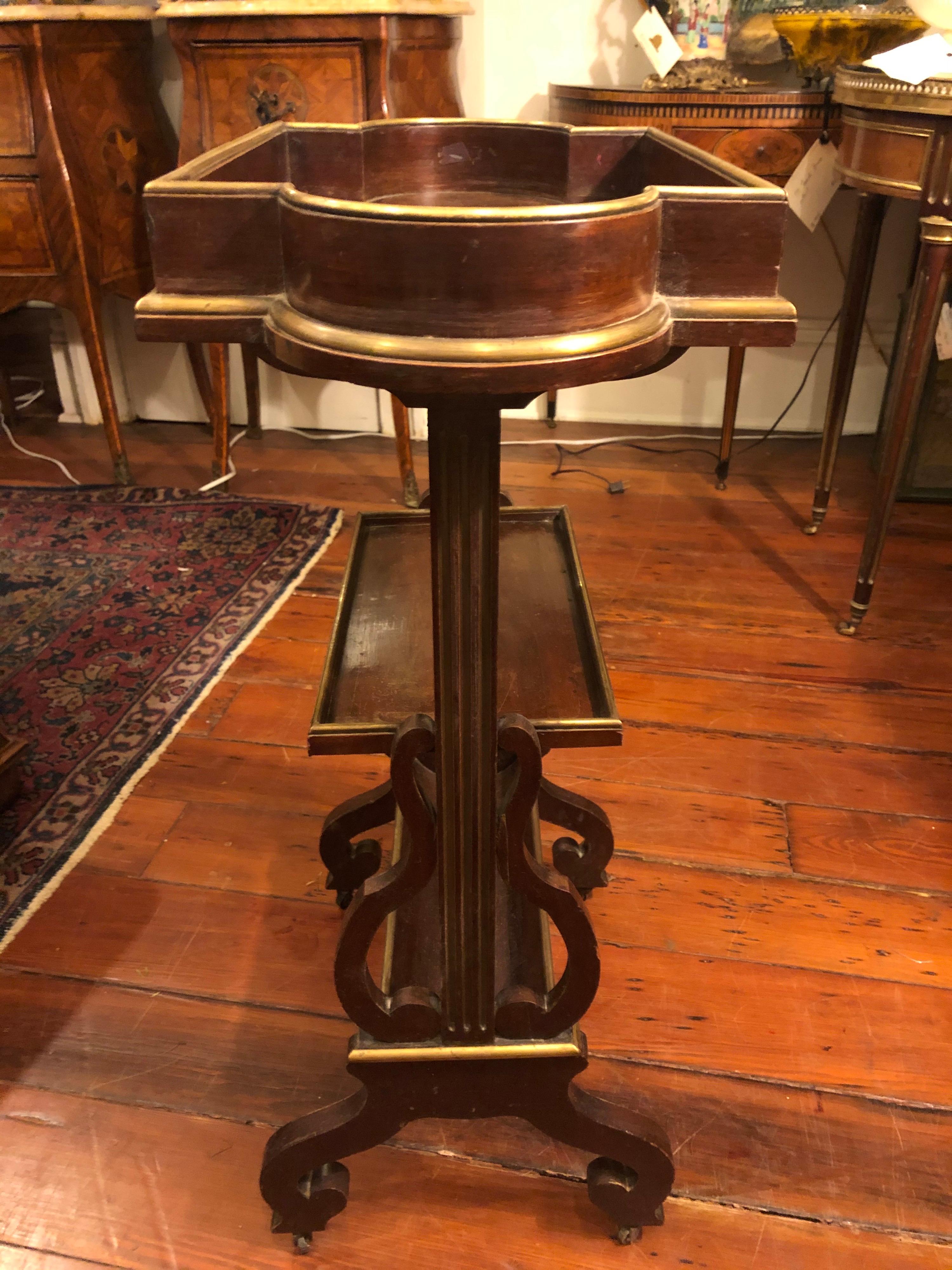French Napoleon III  Mahogany and Brass Occasional Table For Sale 1