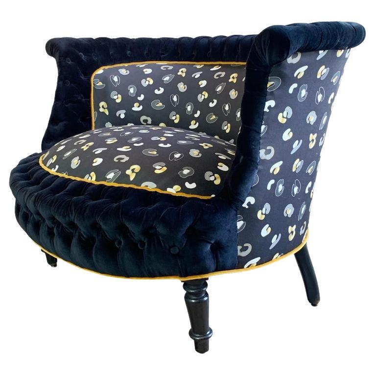 French Napoleon III Marquise Chair in Tropics "Leopard
 Fabric For Sale