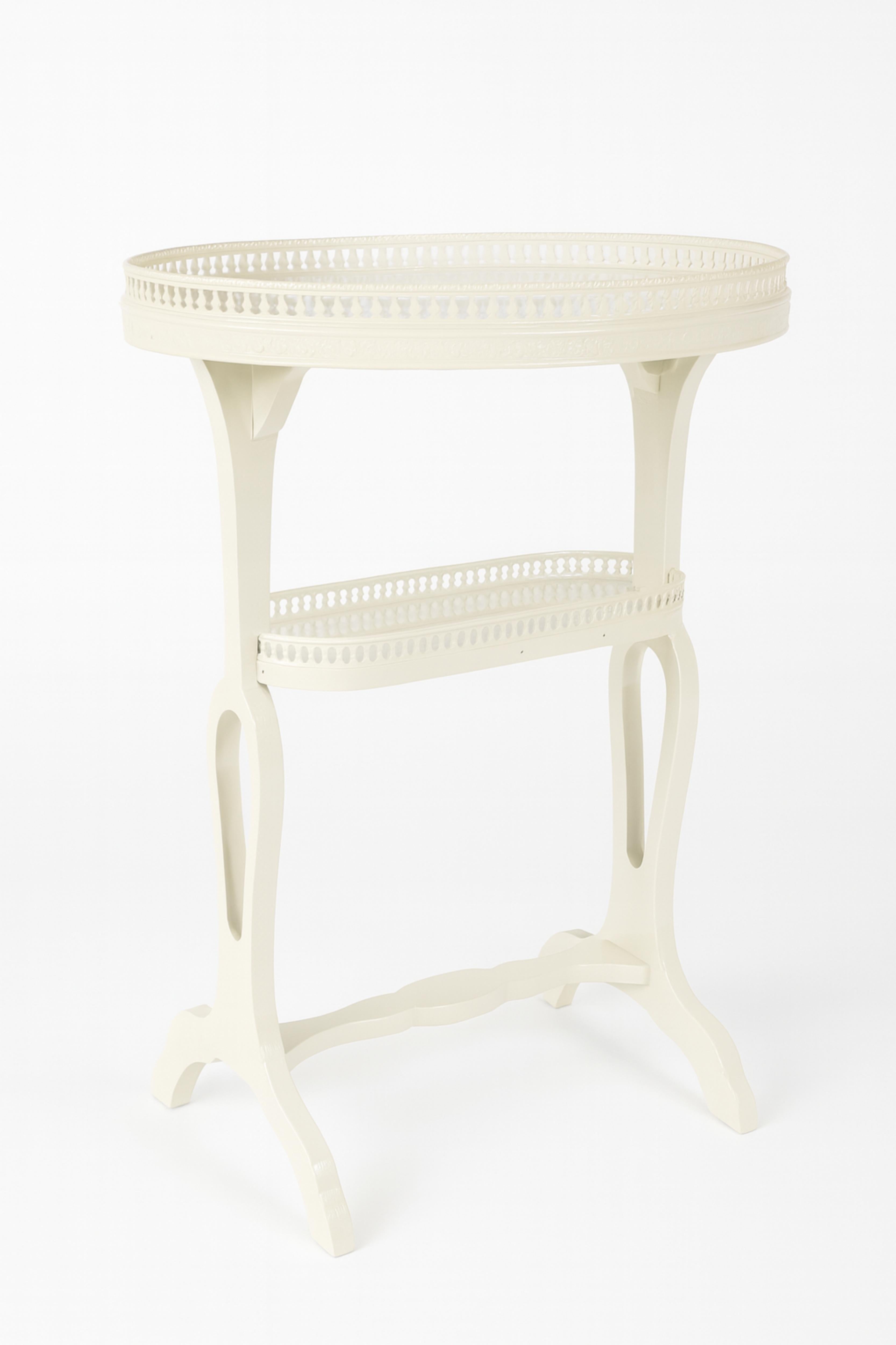 French Napoleon III Off White Lacquer Guéridon Table, 19th Century In Good Condition For Sale In Lisbon, PT