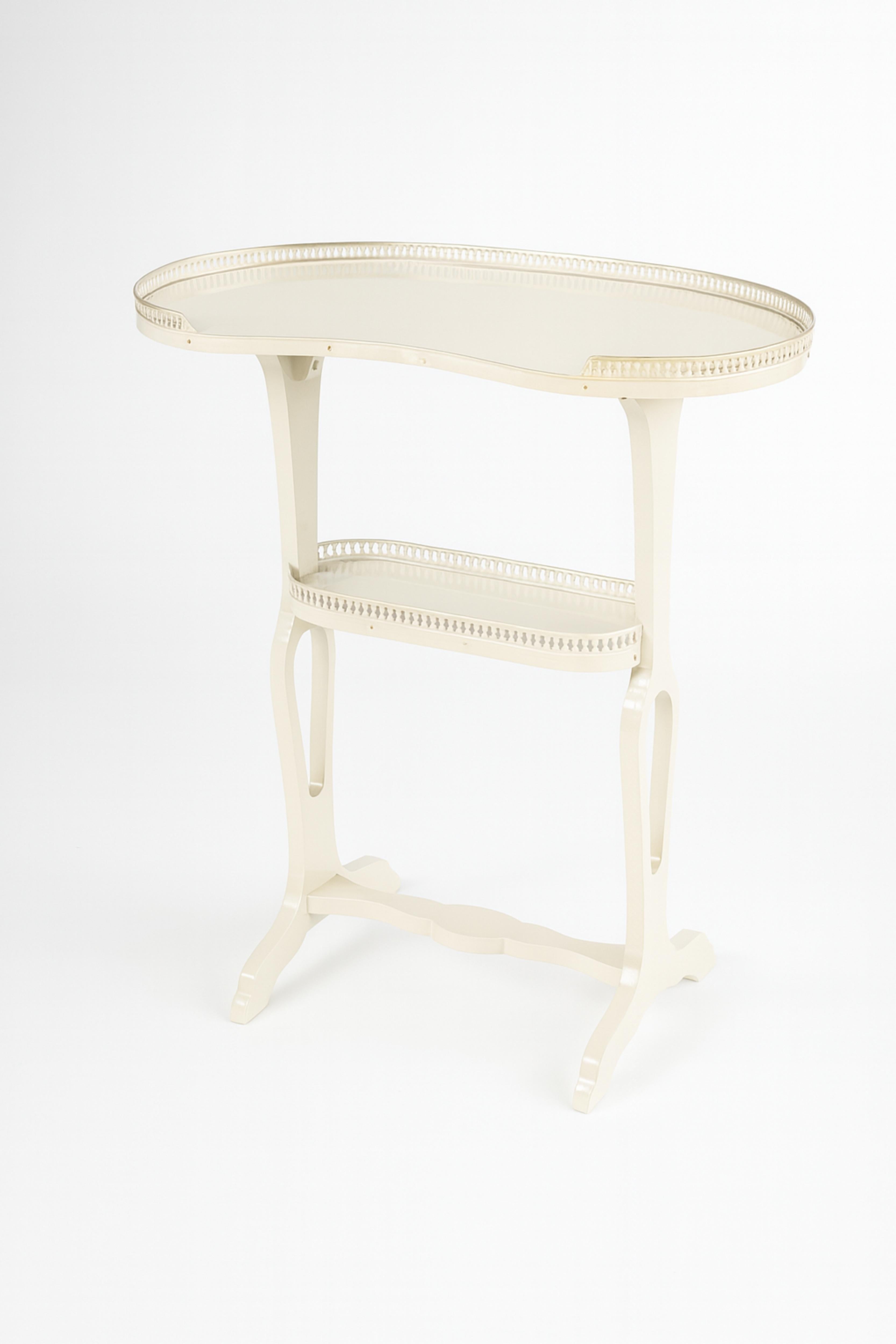 Brass French Napoleon III Off White Lacquer Guéridon Table, 19th Century For Sale