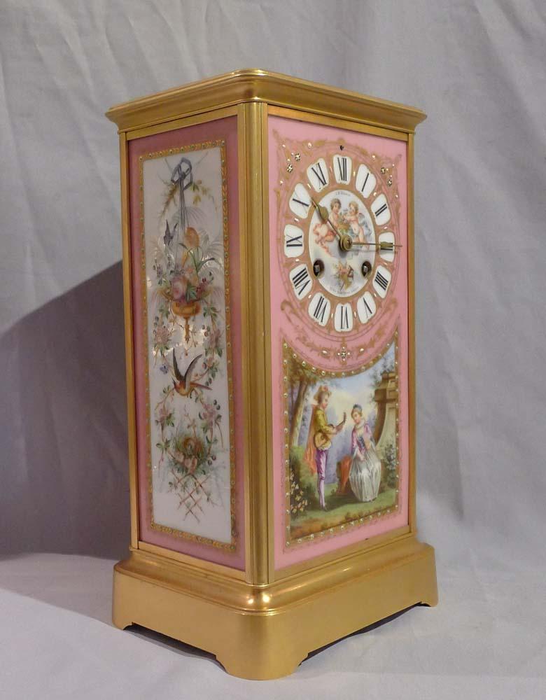 French Napoleon III Ormolu and Porcelain Sided Mantel Clock in Four Glass Form For Sale 1