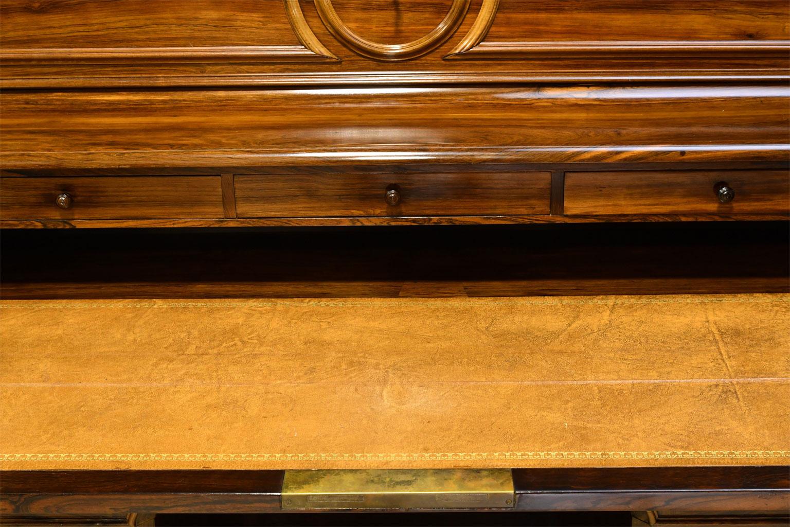 French Napoleon III Rosewood Pedestal Desk with Pull Out Secretary, circa 1865 In Good Condition For Sale In Miami, FL