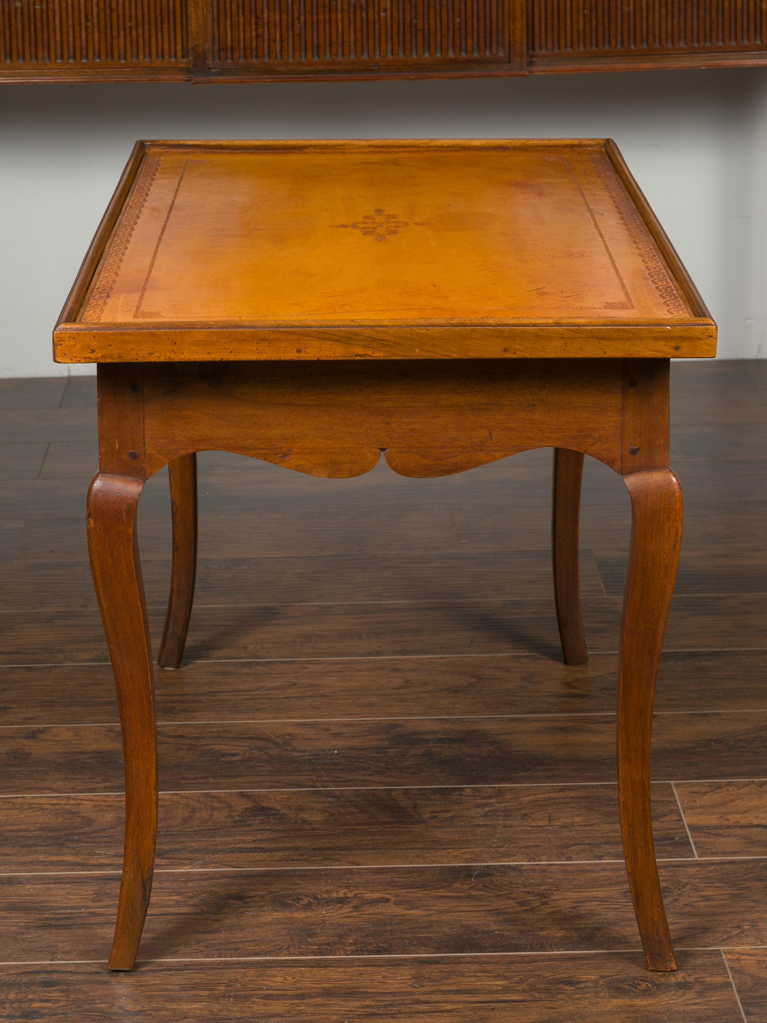French Napoleon III Period 1850s Walnut Table with Leather Top and Single Drawer 8