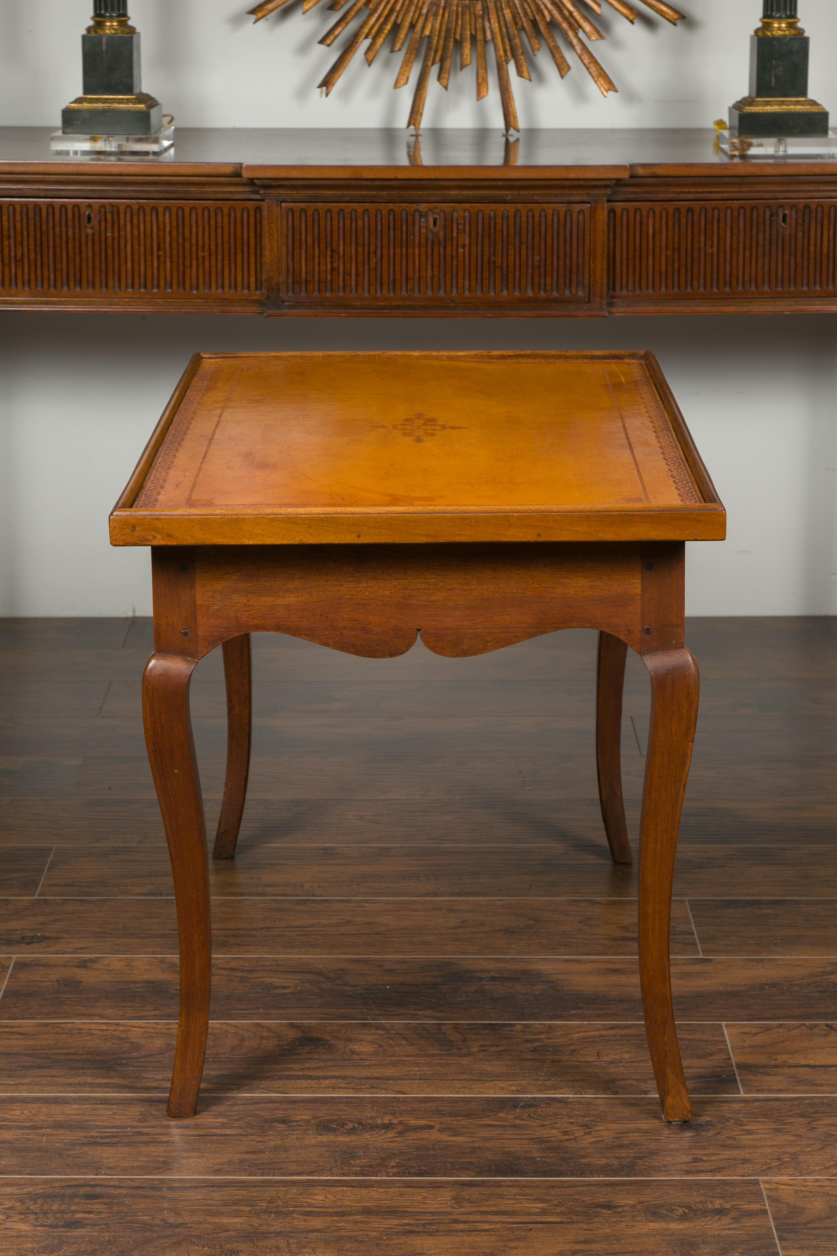 French Napoleon III Period 1850s Walnut Table with Leather Top and Single Drawer 11