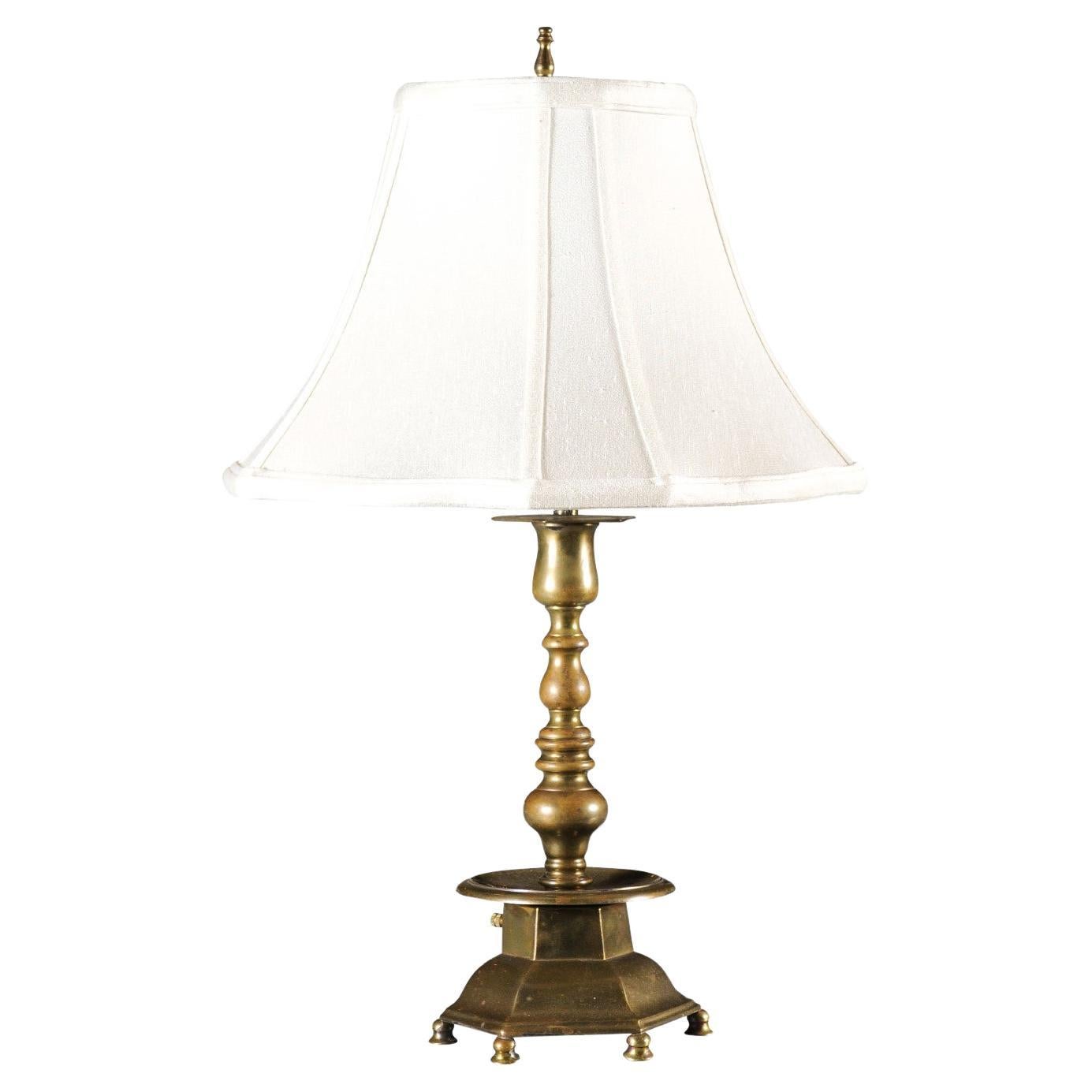 French Napoléon III Period 1870s Wired Brass Table Lamp with Hexagonal Base