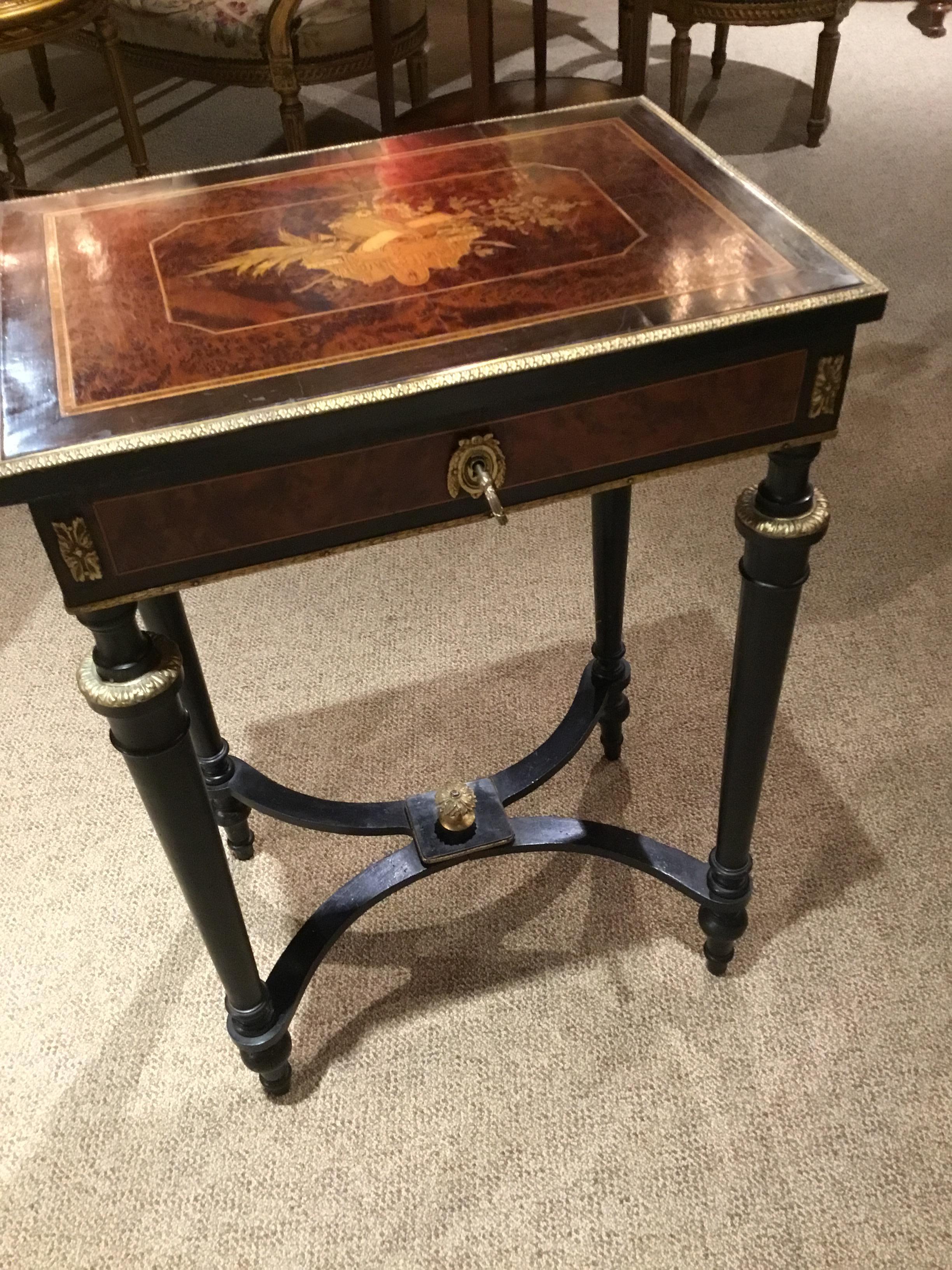 French Napoleon III Period Ebonized Travailleuse/Dressing Table, 19th Century 4