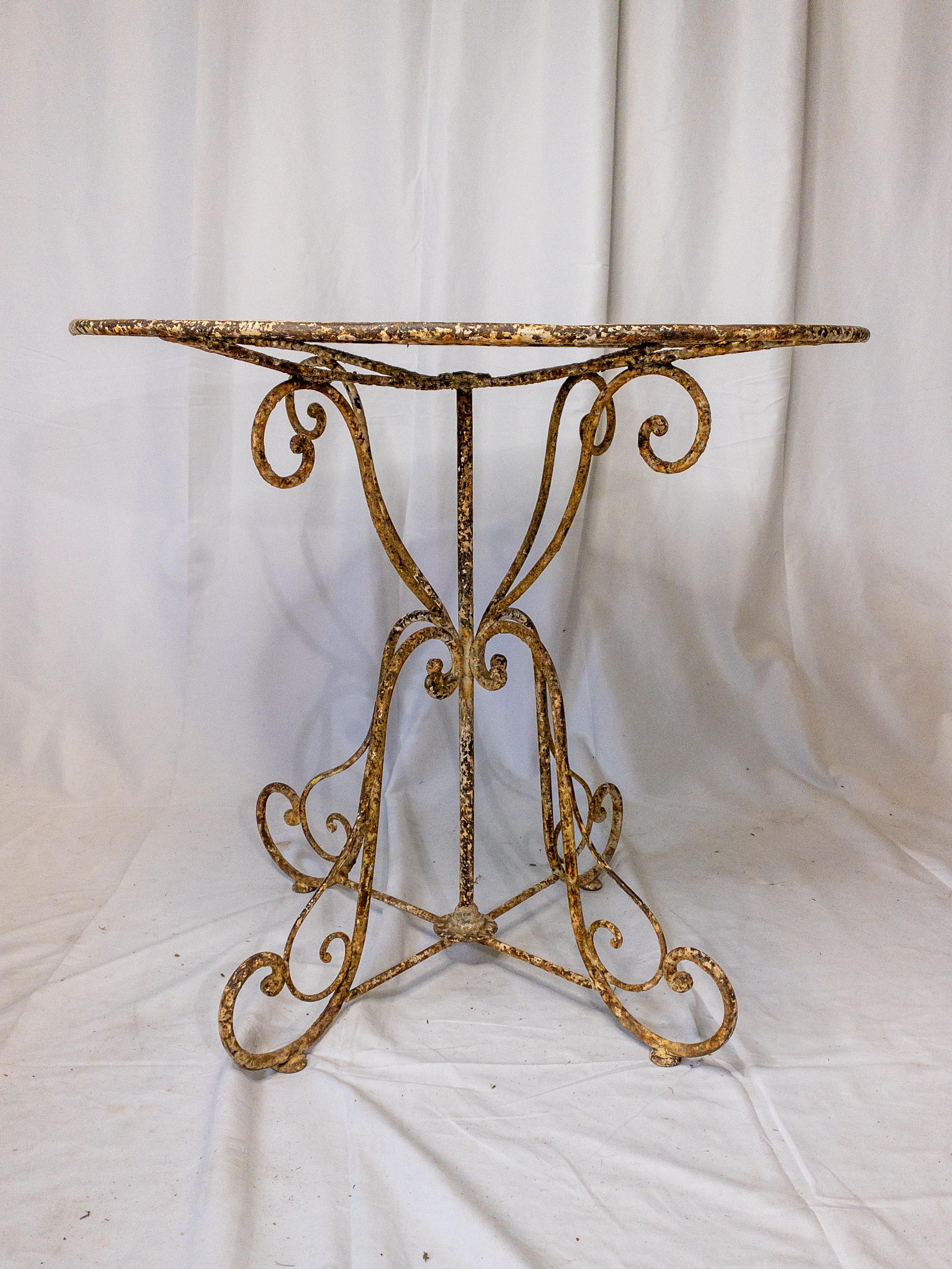 French Napoleon III Period Wrought Iron Garden Table For Sale 1