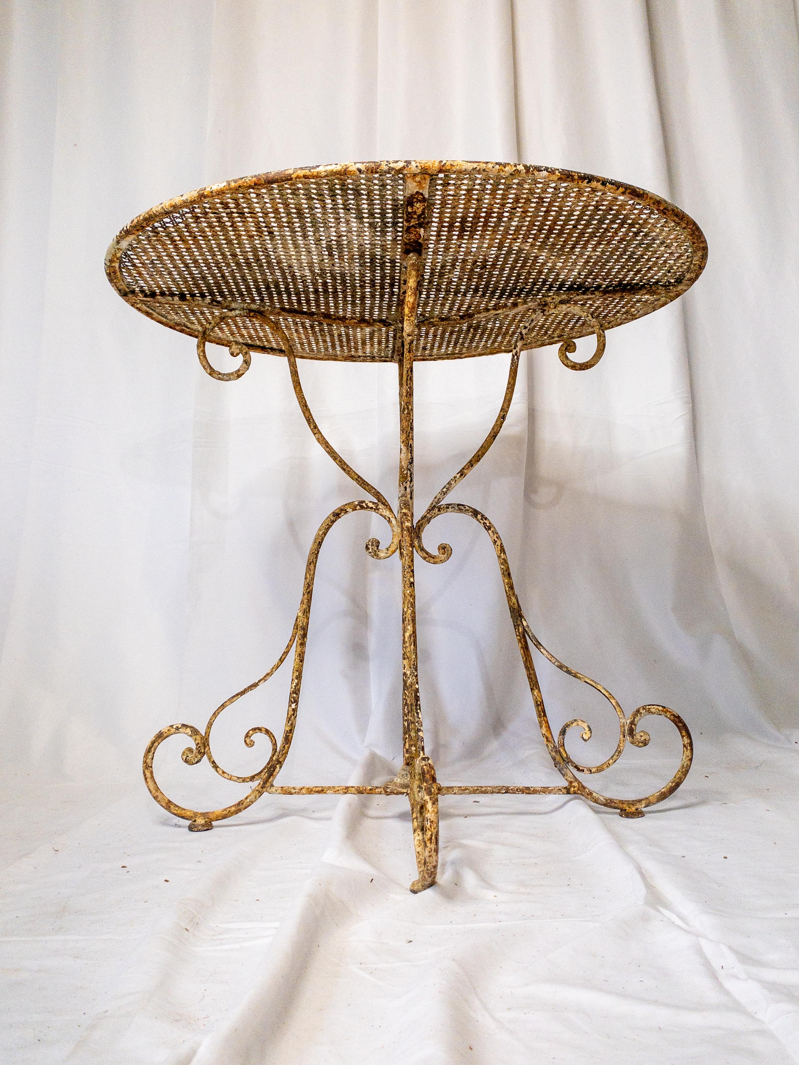 French Napoleon III Period Wrought Iron Garden Table For Sale 5