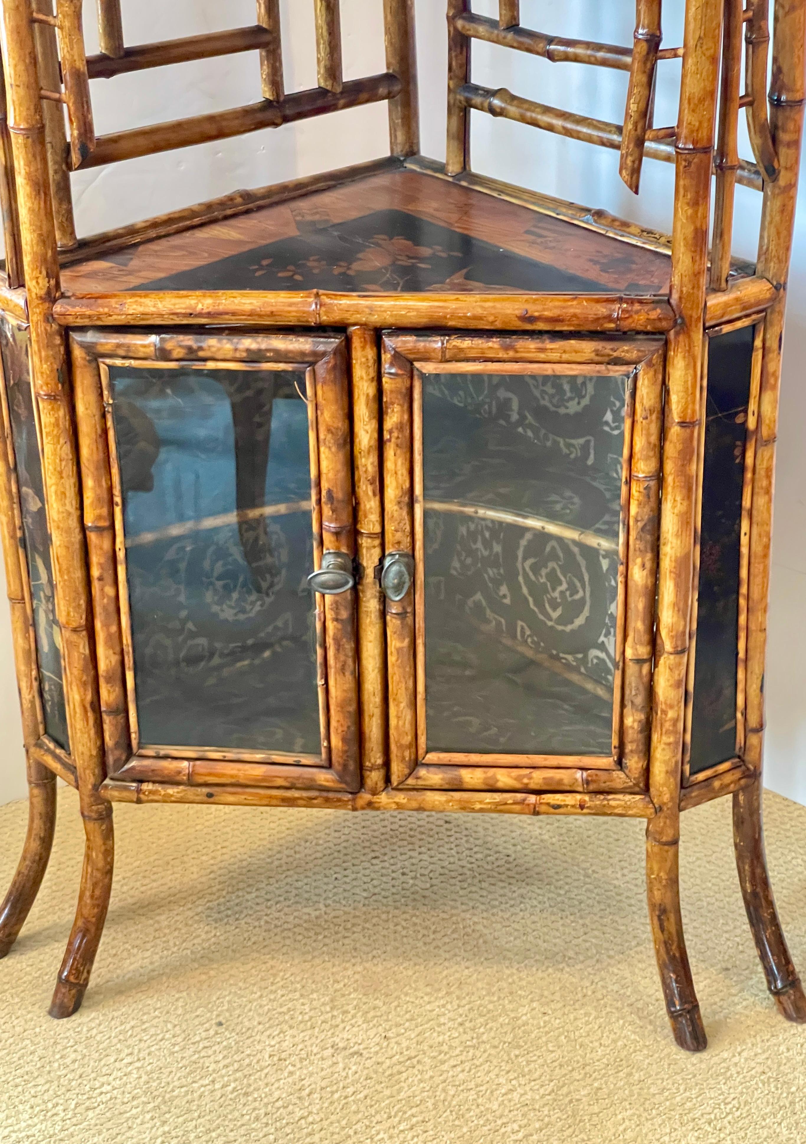 French Napoleon III Rare Bamboo & Lacquer Corner Cabinet, C.1870 For Sale 3
