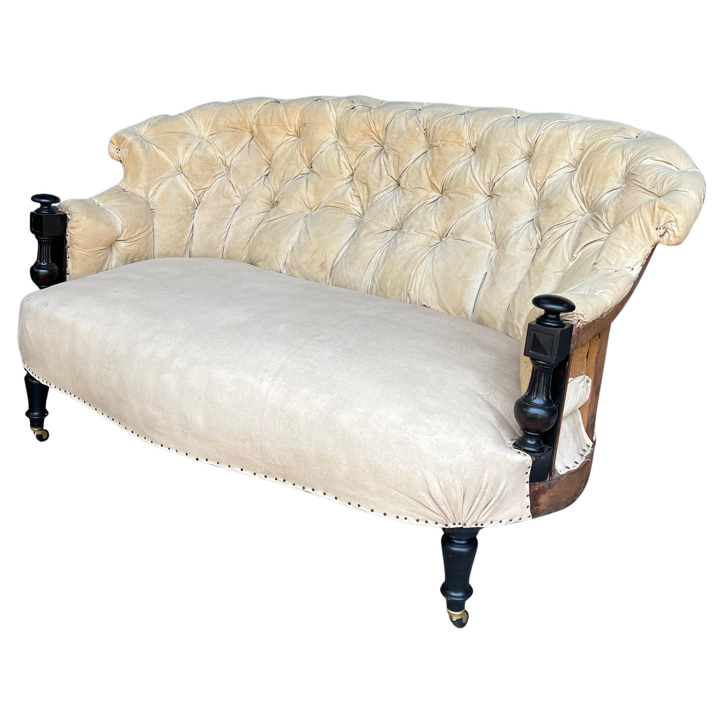 French Napoleon III Settee with Ebonized Arms In Good Condition For Sale In Buchanan, NY