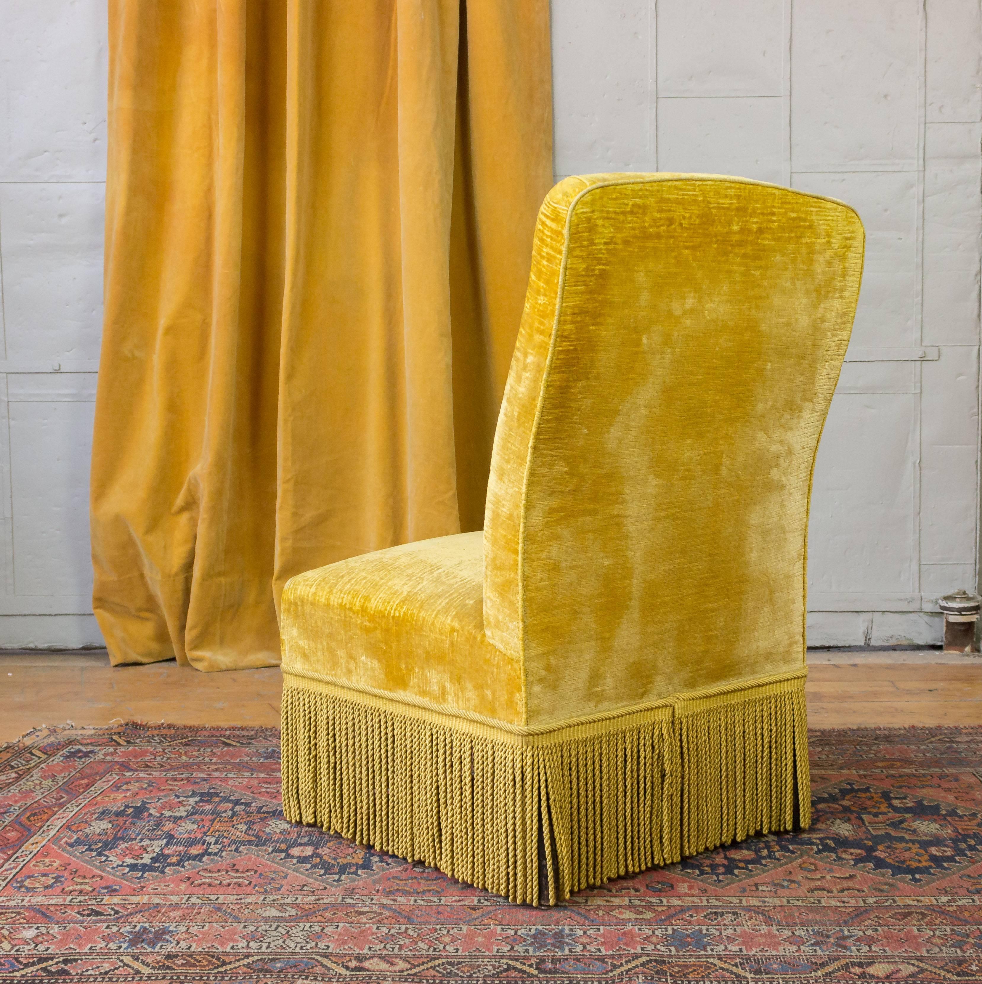 French Napoleon III Slipper Chair 2