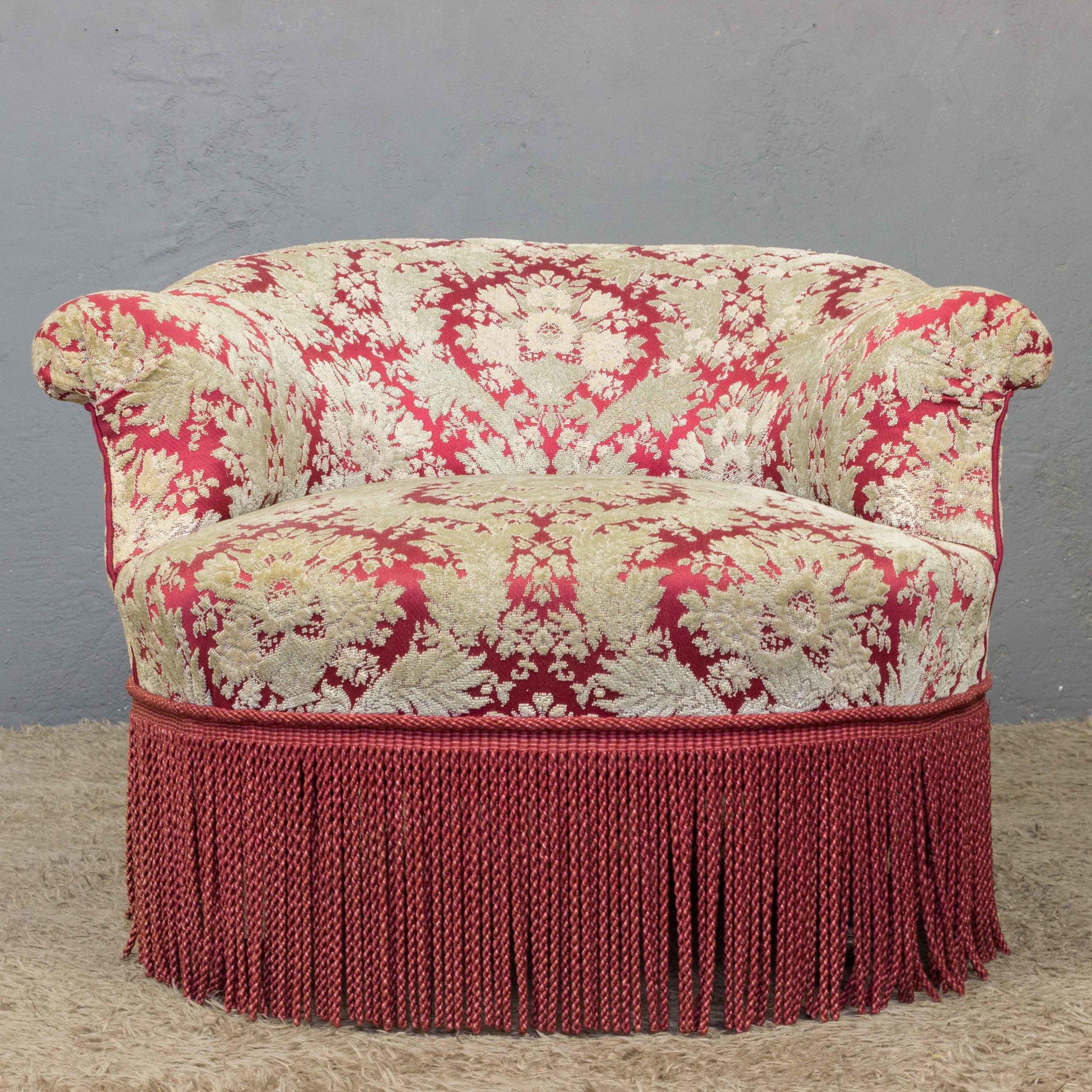 19th Century French Napoleon III Slipper Chair in Floral Fabric For Sale