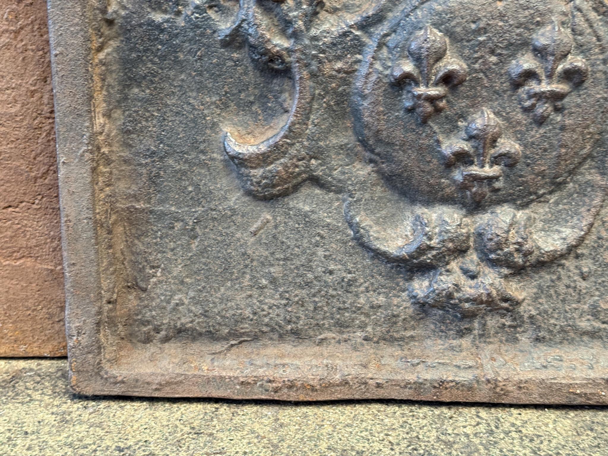 Plaque de cheminée / dosseret de style Napoléon III français 'Armoiries de France en vente 4