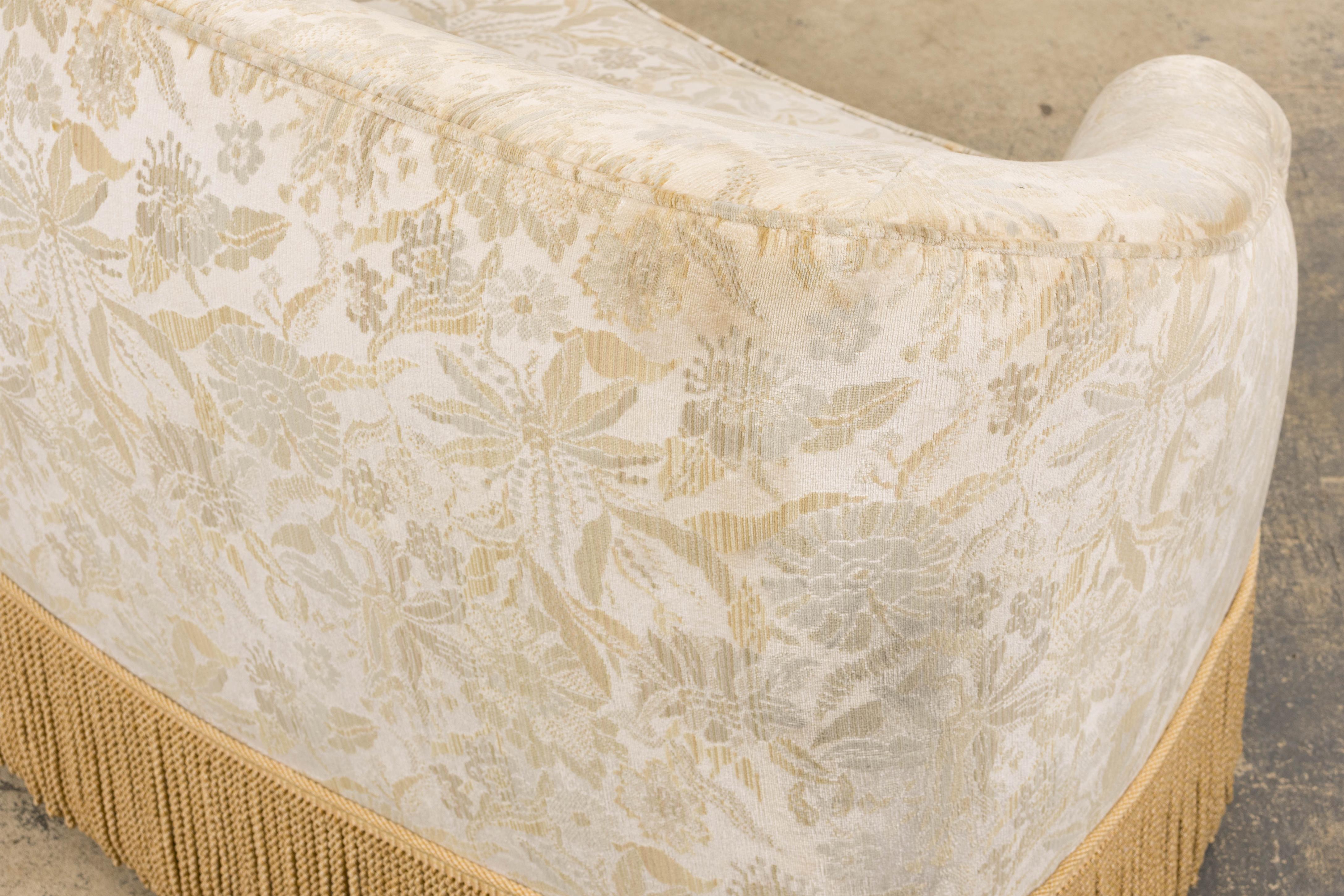 Canapé français de style Napoléon III en velours Jacquard floral en vente 7