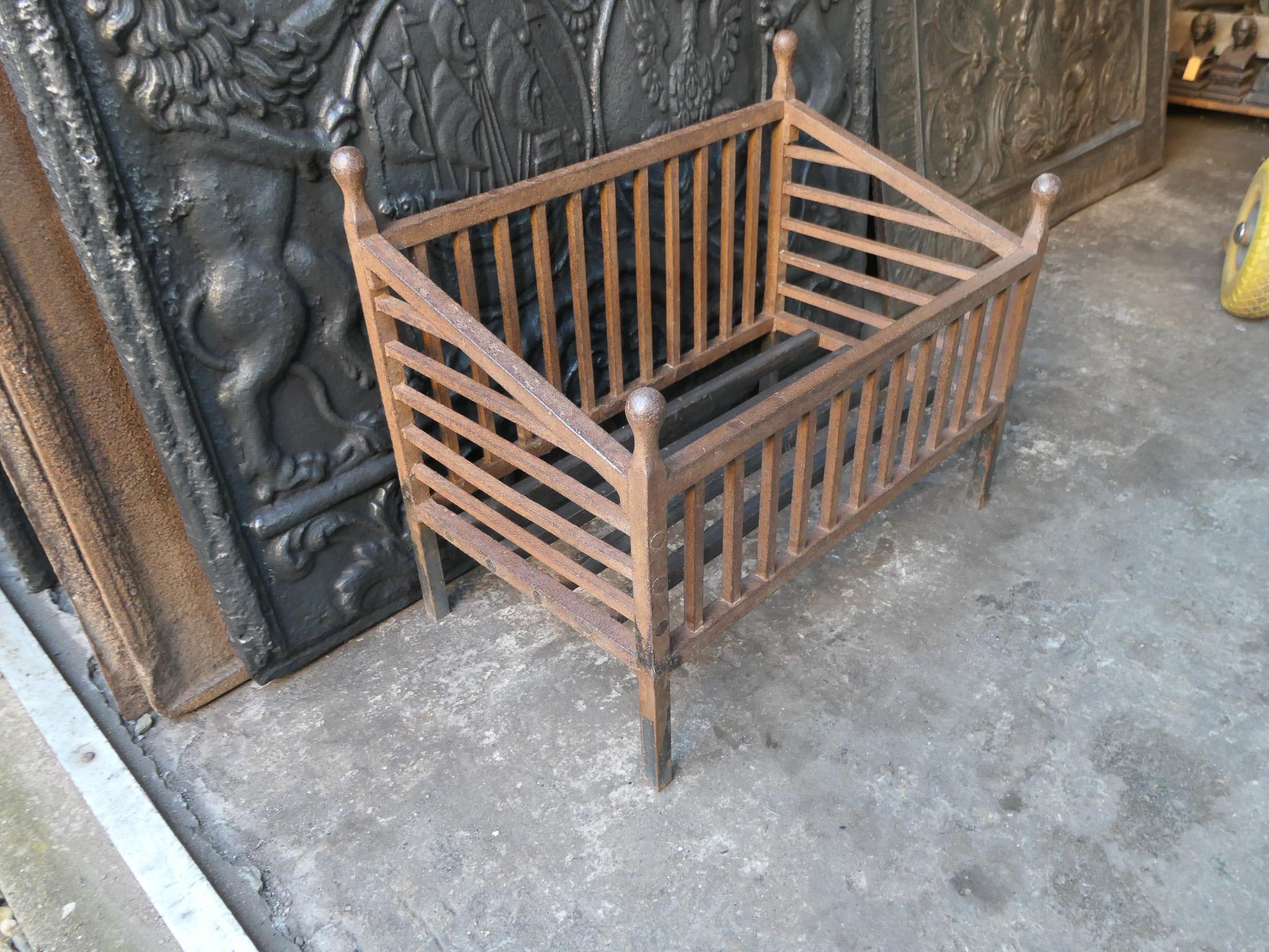 French Napoleon III Style Fire Grate, Fireplace Grate, 19th - 20th Century 4