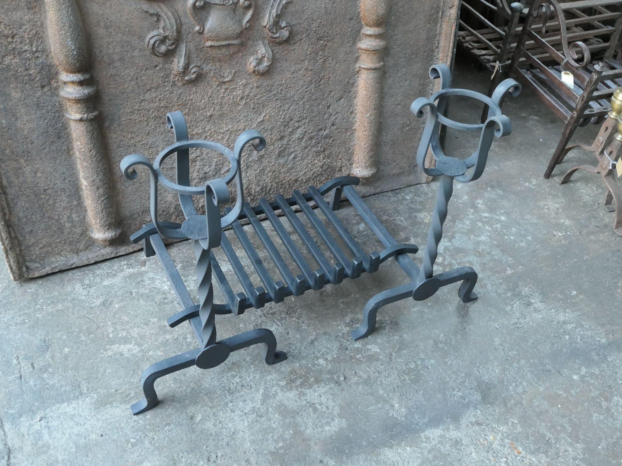 Kaminrost oder Kaminkorb im französischen Napoleon-III-Stil, 20. Jahrhundert (Geschmiedet) im Angebot