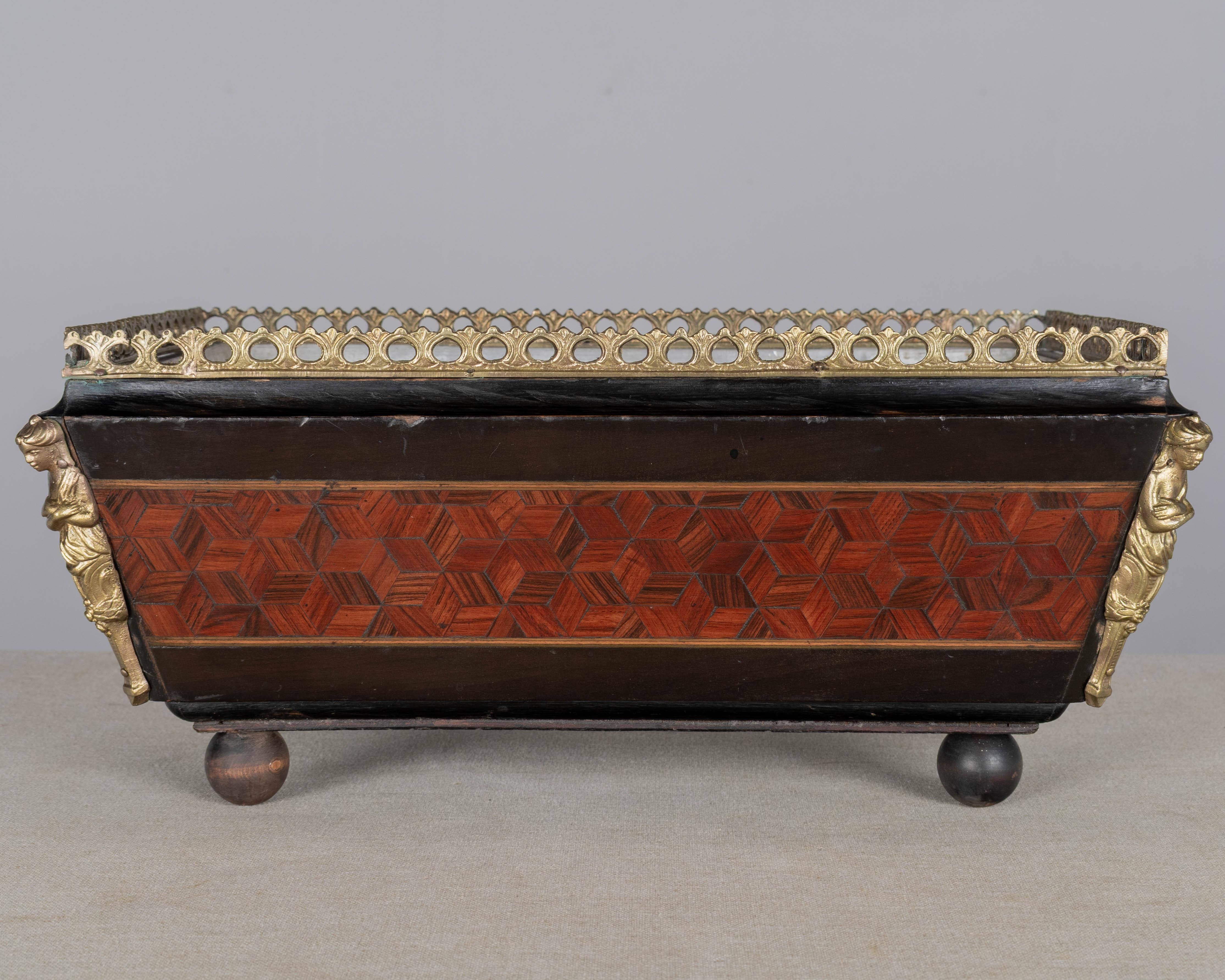 Jardinière o Cachepot francese in stile Napoleone III in vendita 3