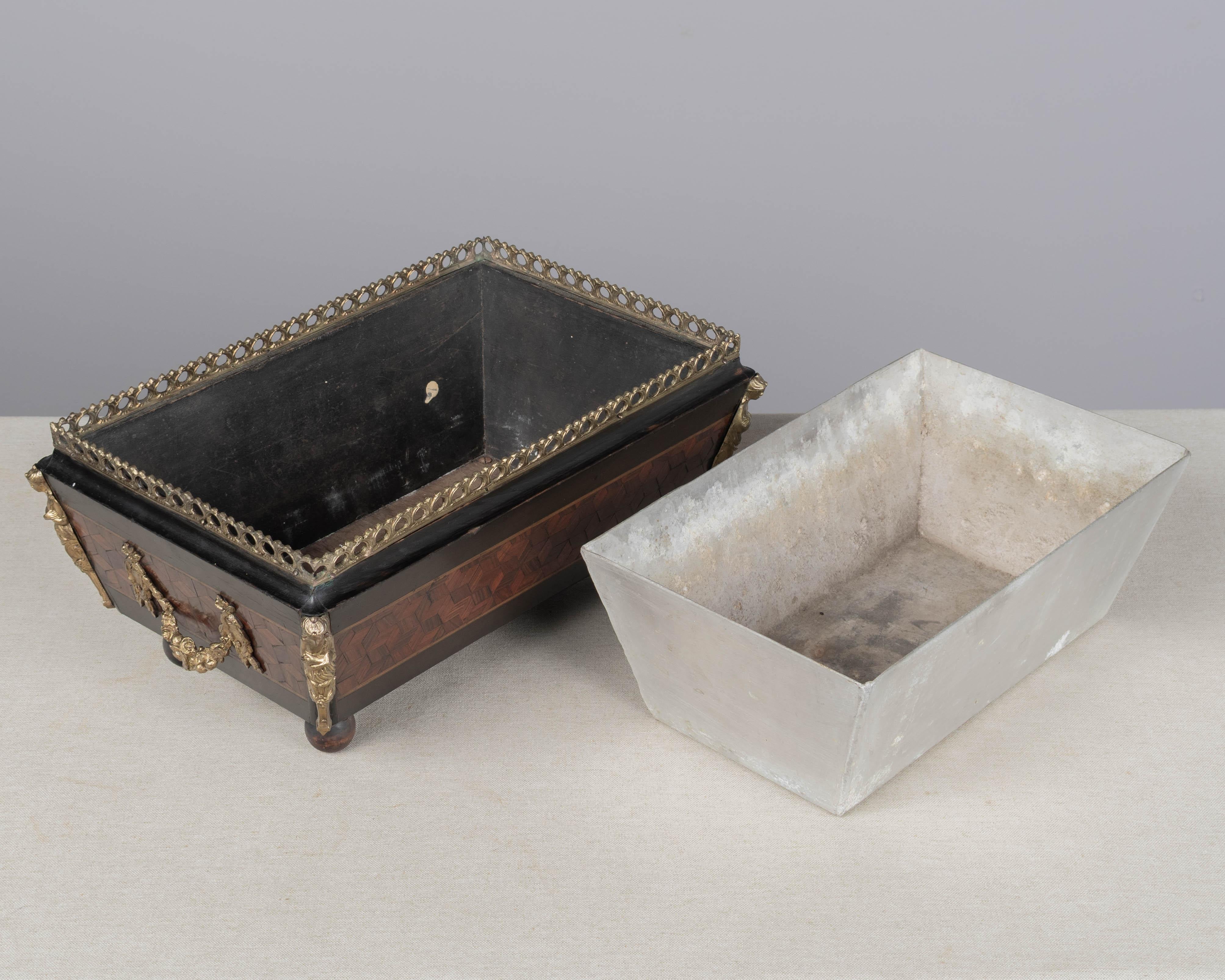 Jardinière o Cachepot francese in stile Napoleone III in vendita 4