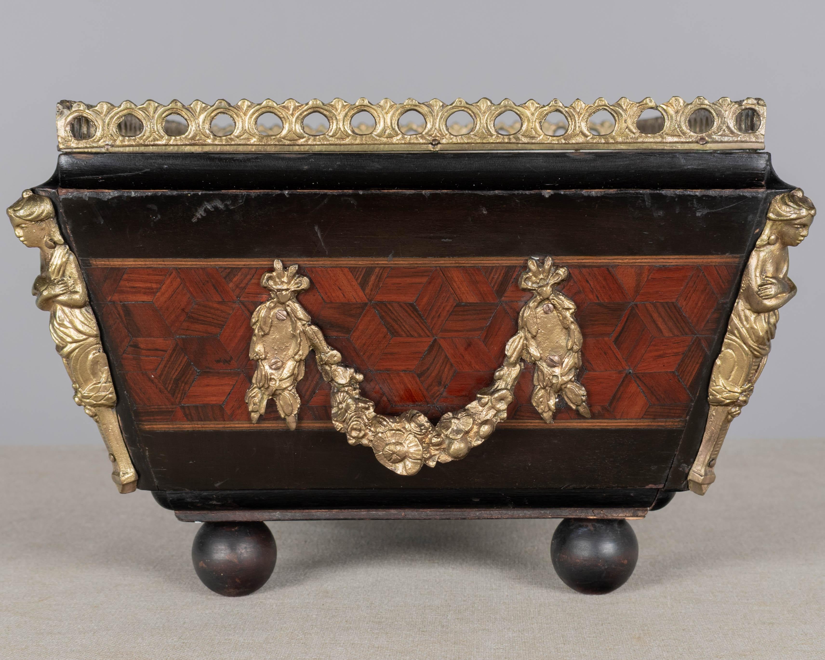 Jardinière o Cachepot francese in stile Napoleone III in vendita 1