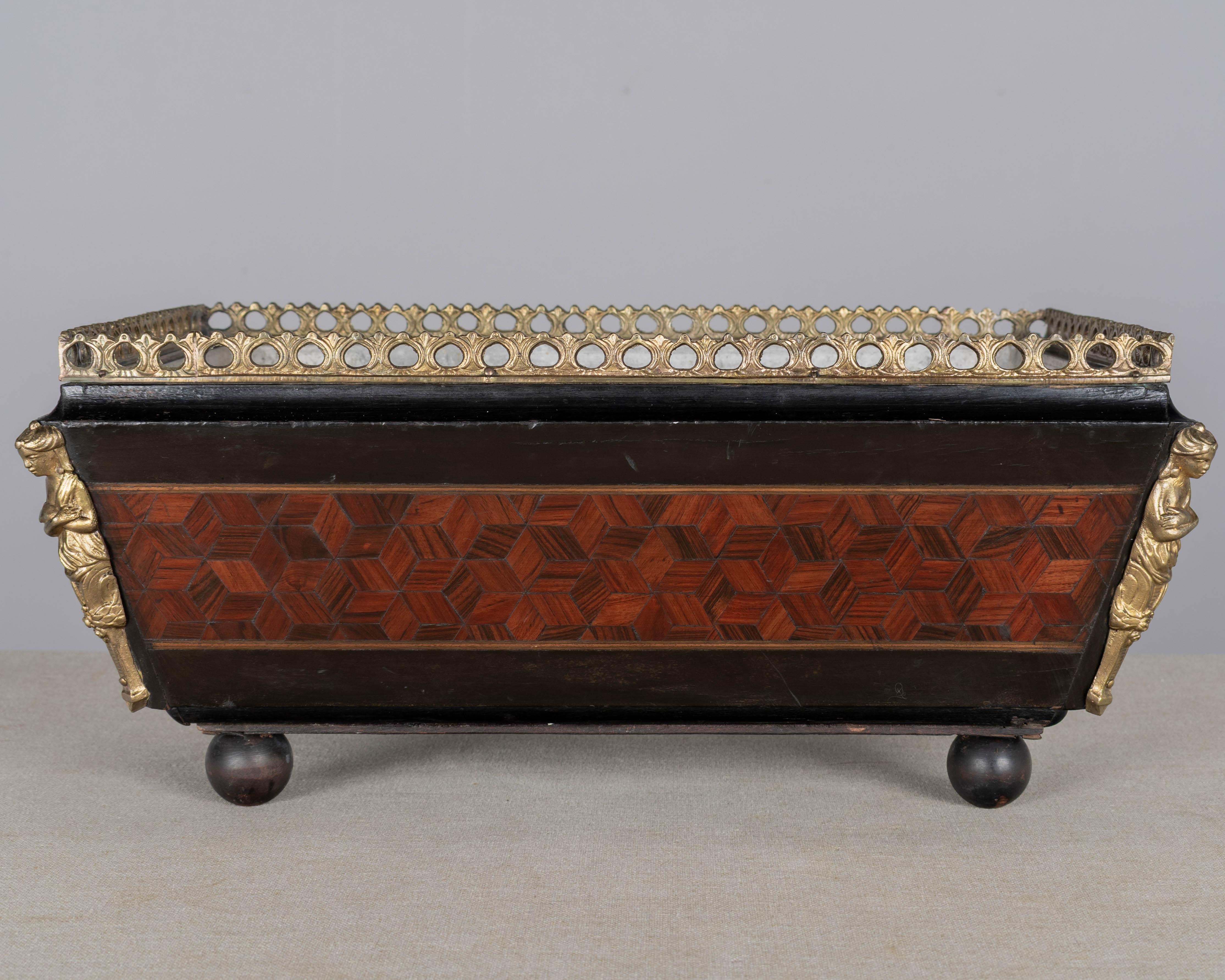 Jardinière o Cachepot francese in stile Napoleone III in vendita 2