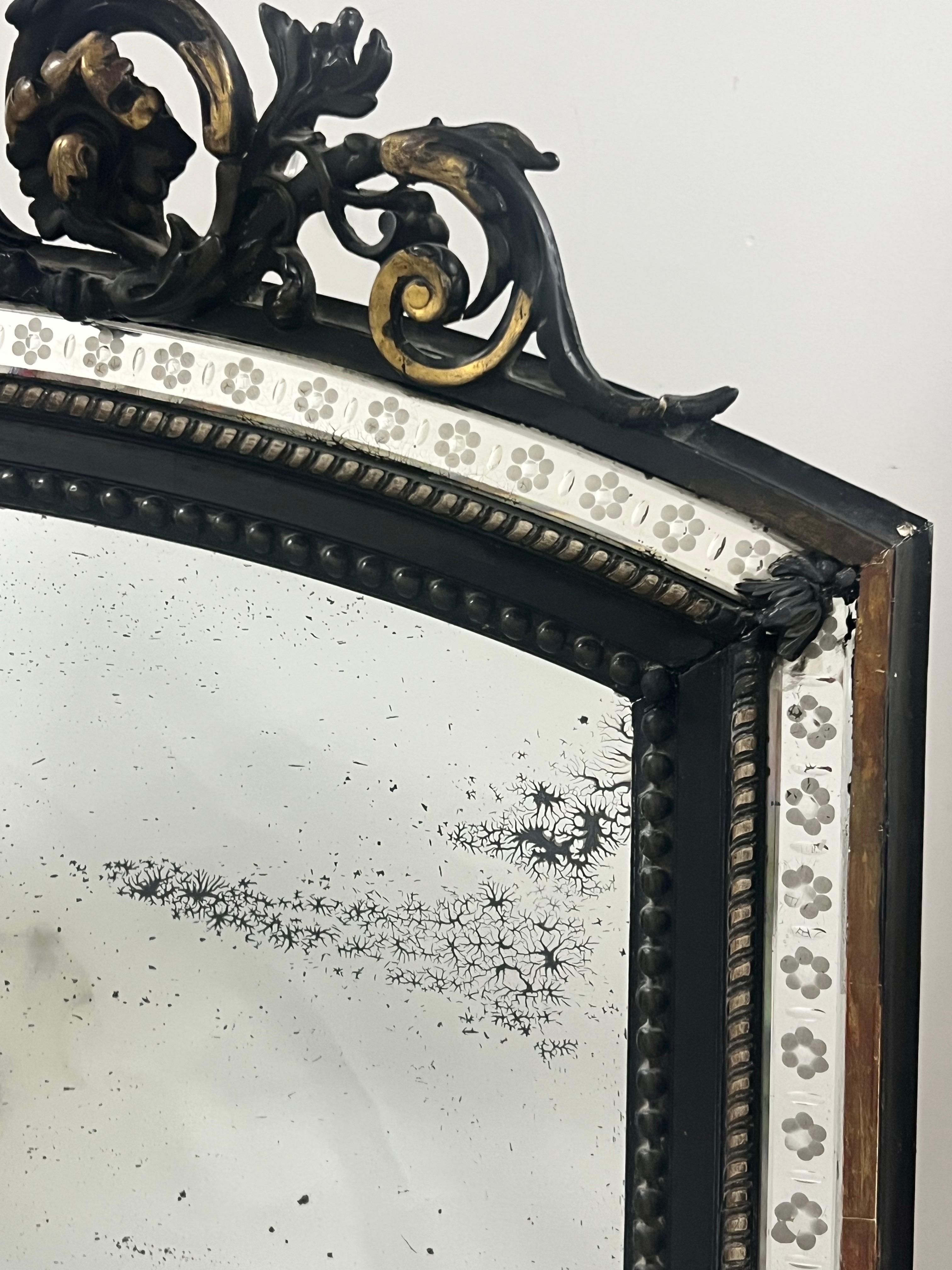 Französisch Napoleon III Stil Schmiedeeisen und antikisiertes Glas Wandspiegel (19. Jahrhundert) im Angebot
