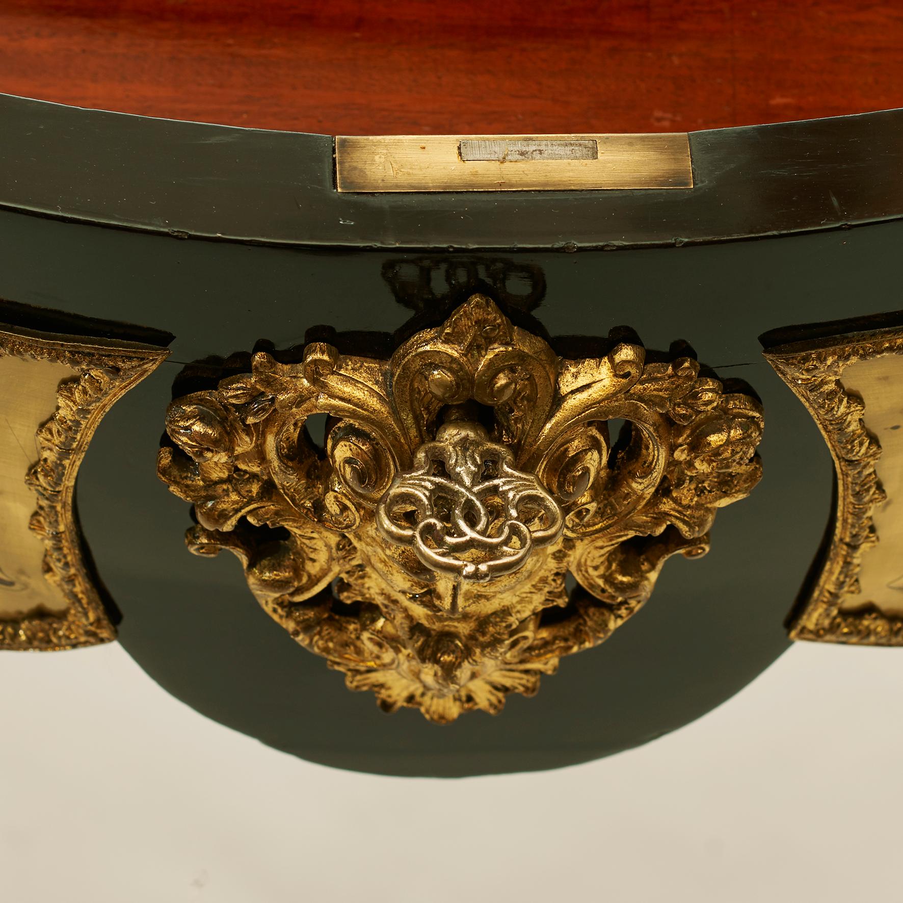 French Napoleon III Table in the Manner of Boulle tortoiseshell and Brass For Sale 4