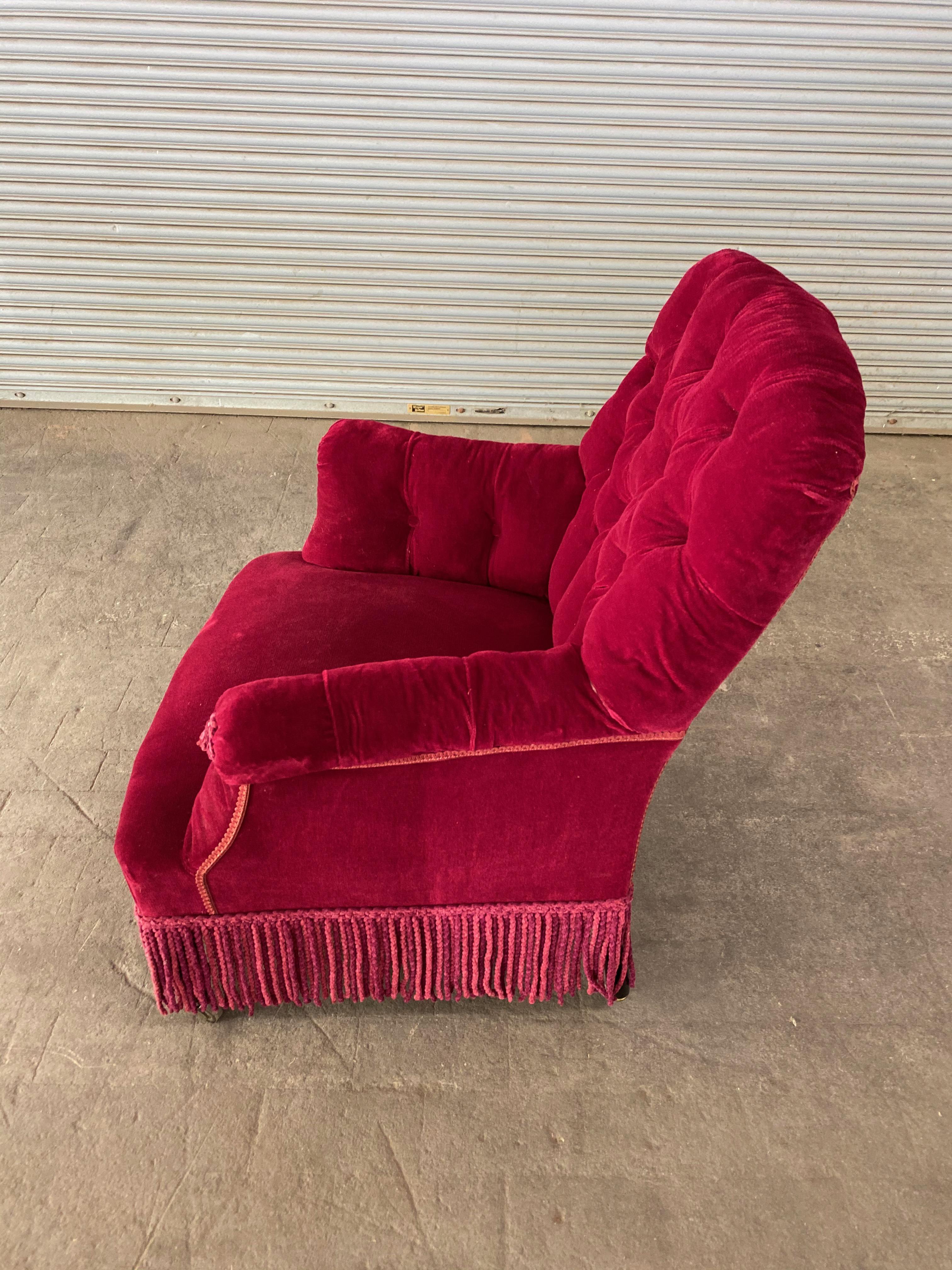 19th Century French Napoleon III Tufted Armchair in Red Velvet