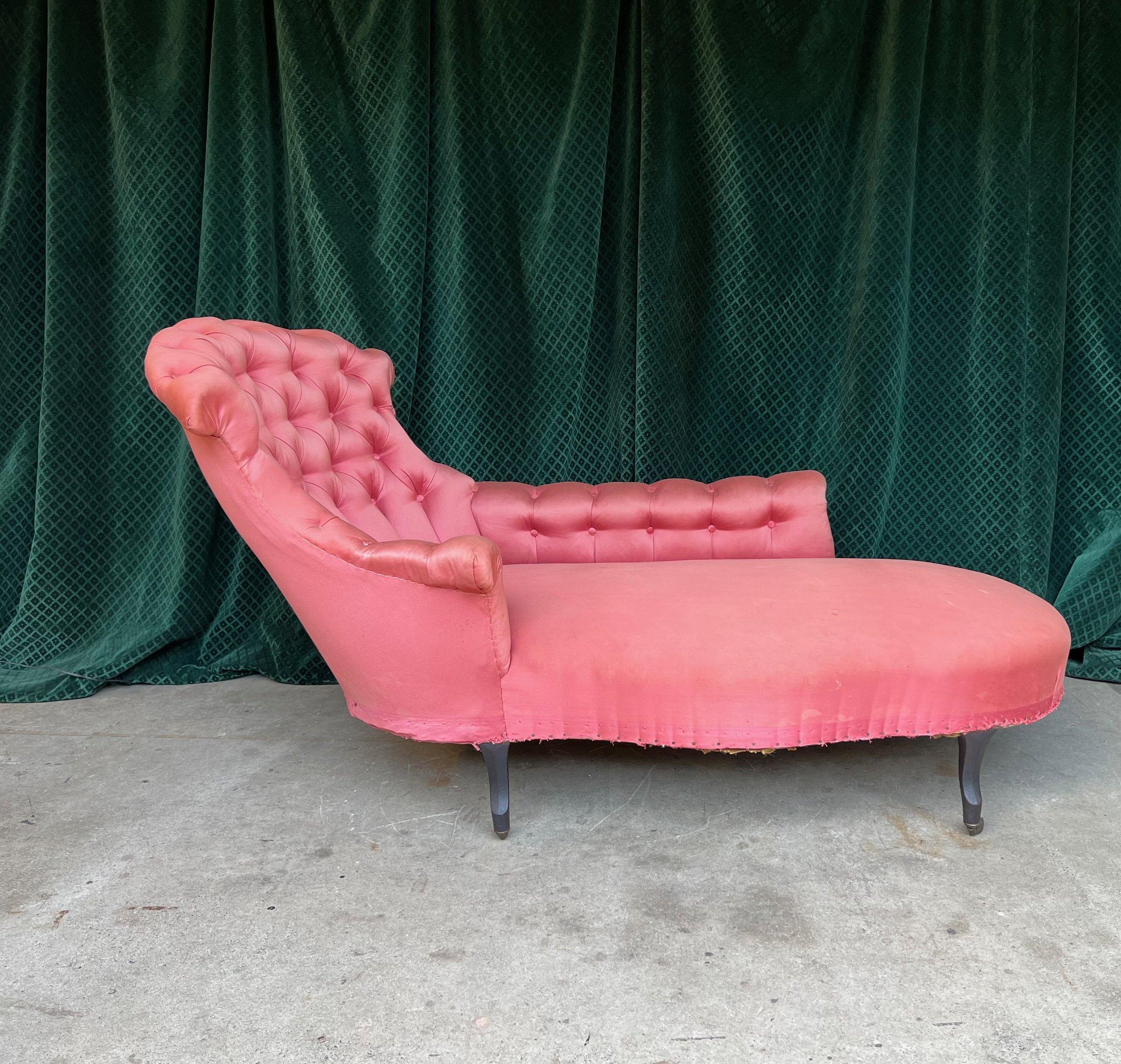 19th Century  French Napoleon III Tufted Chaise Lounge
