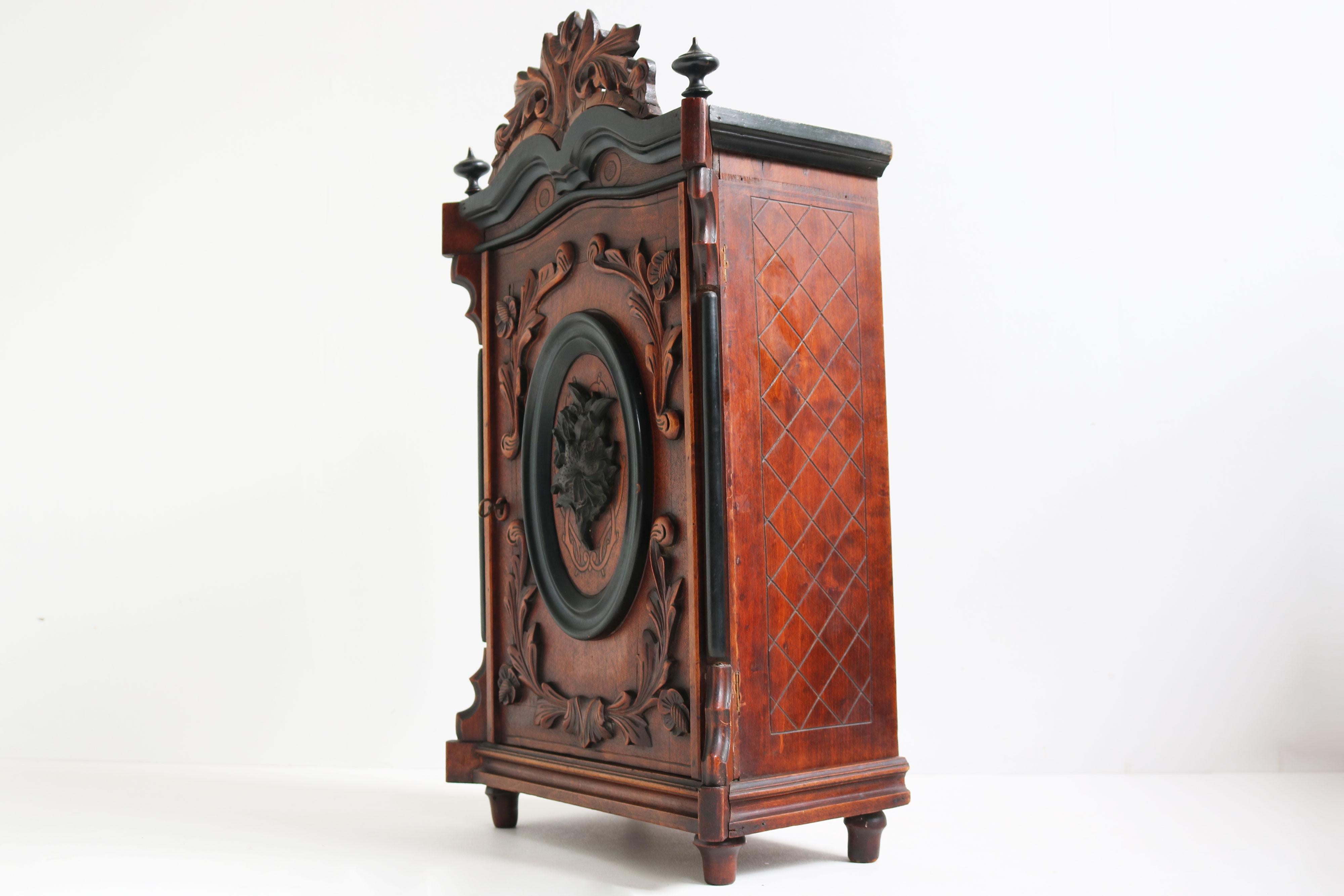 French Napoleon lll Tobacco / cigar humidor Wall cabinet / cabinet 19th century For Sale 2
