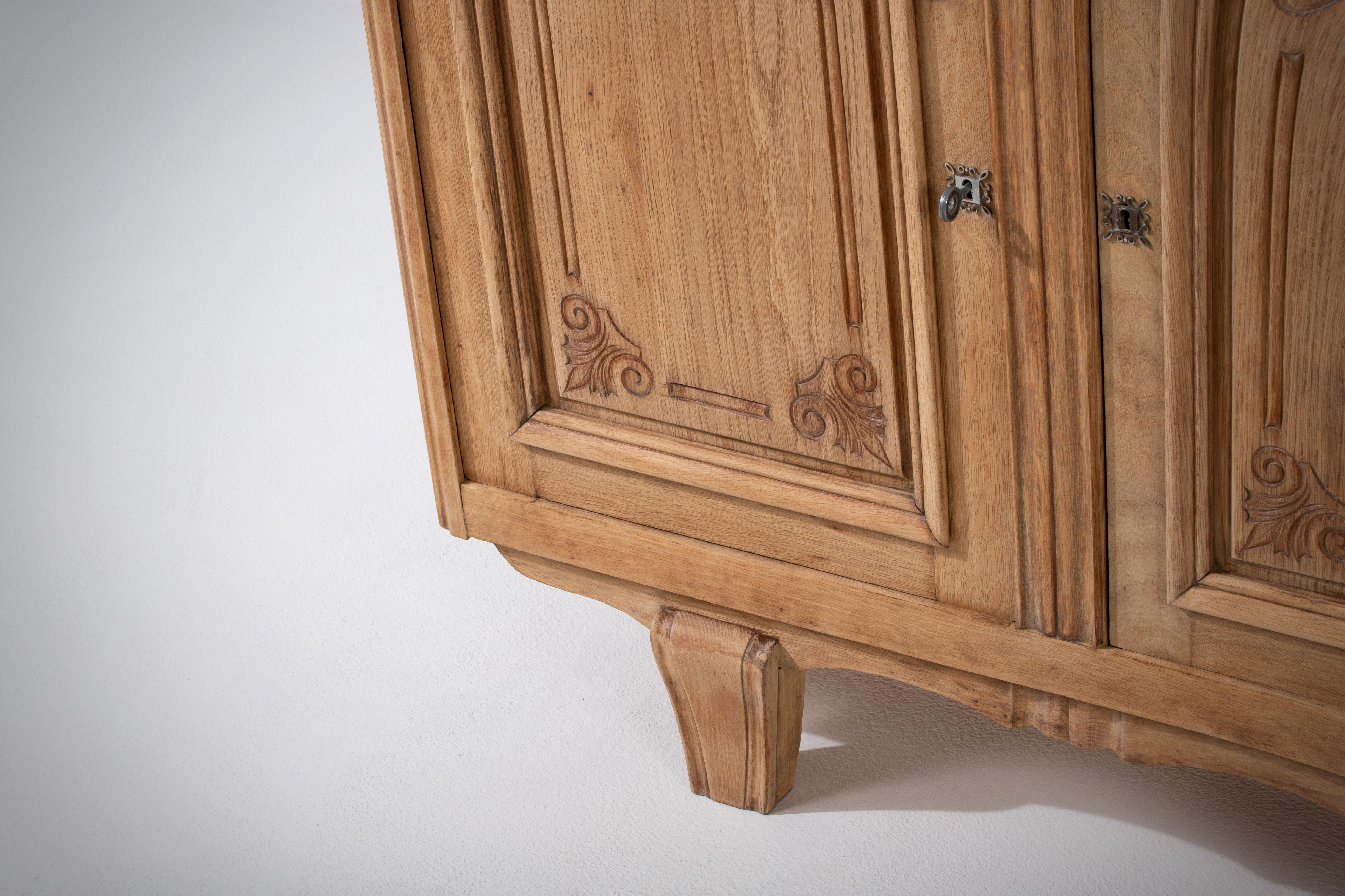Mid-20th Century French Natural Oak Cabinet, 1940 For Sale