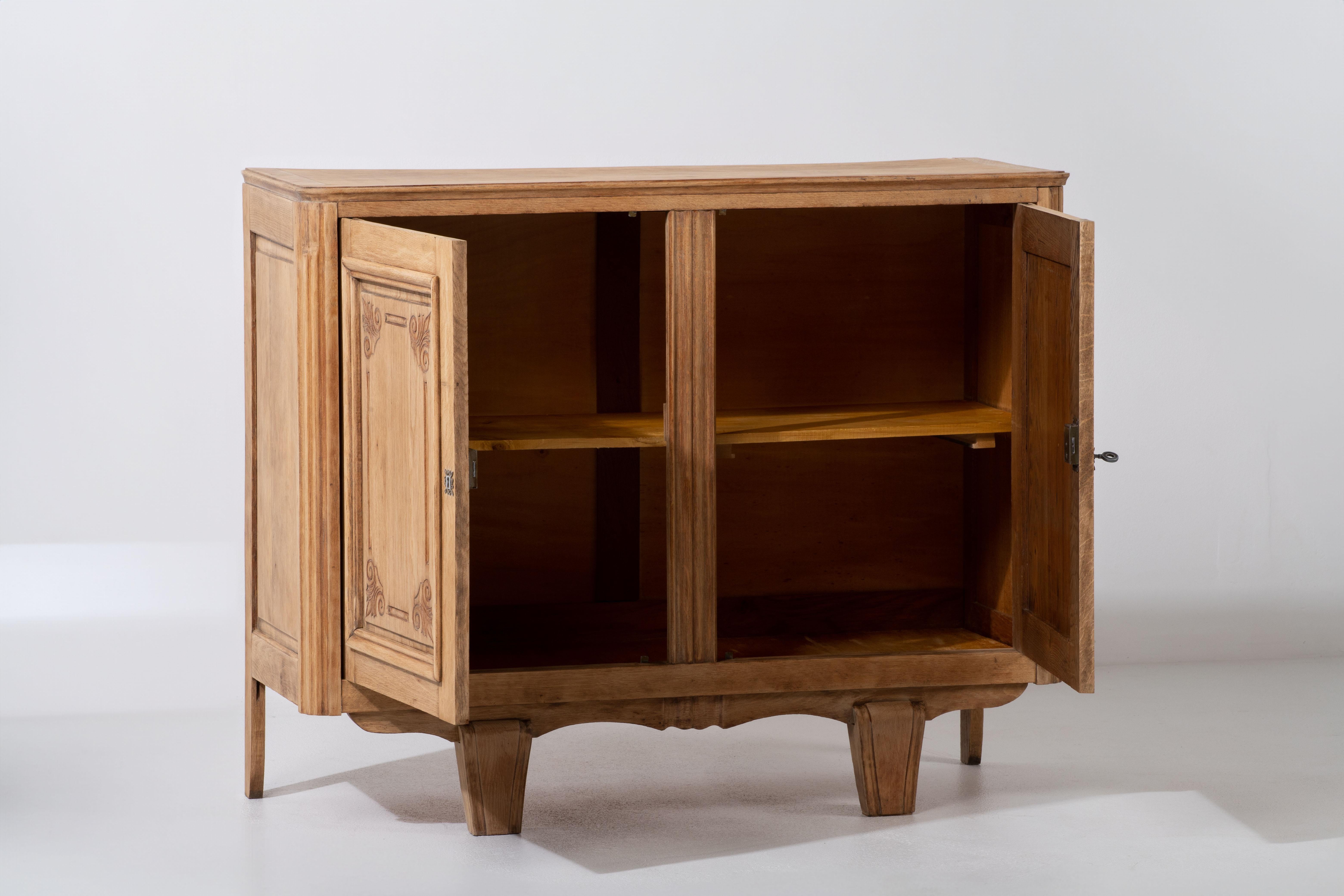 French Natural Oak Cabinet, 1940 For Sale 3