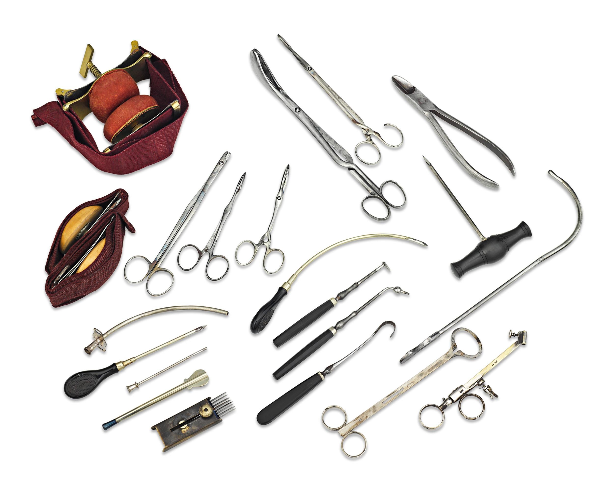 French Naval Surgeon's Kit In Excellent Condition In New Orleans, LA