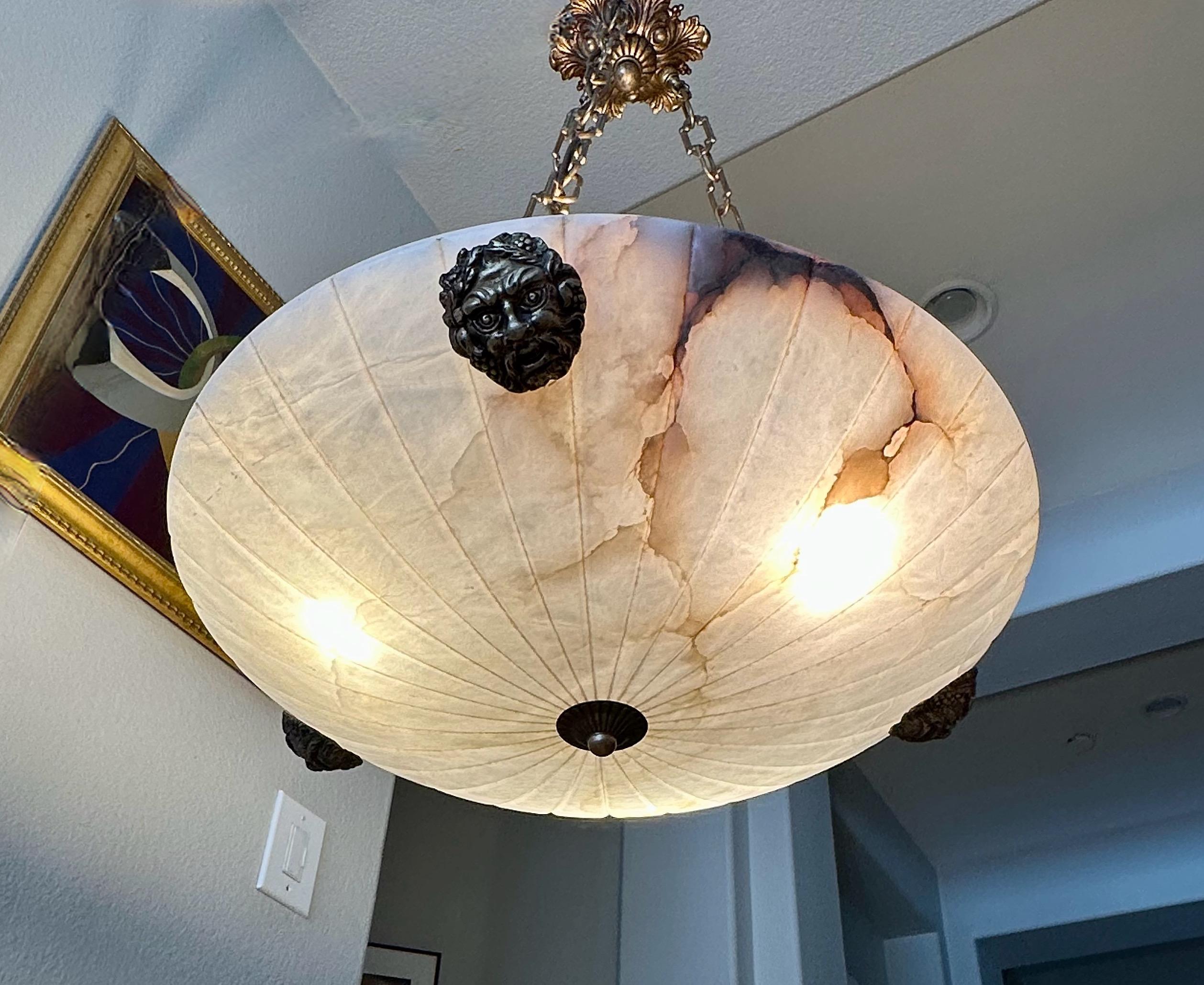 French Neo-Classic Style Alabaster Pendant Chandelier in vendita 7