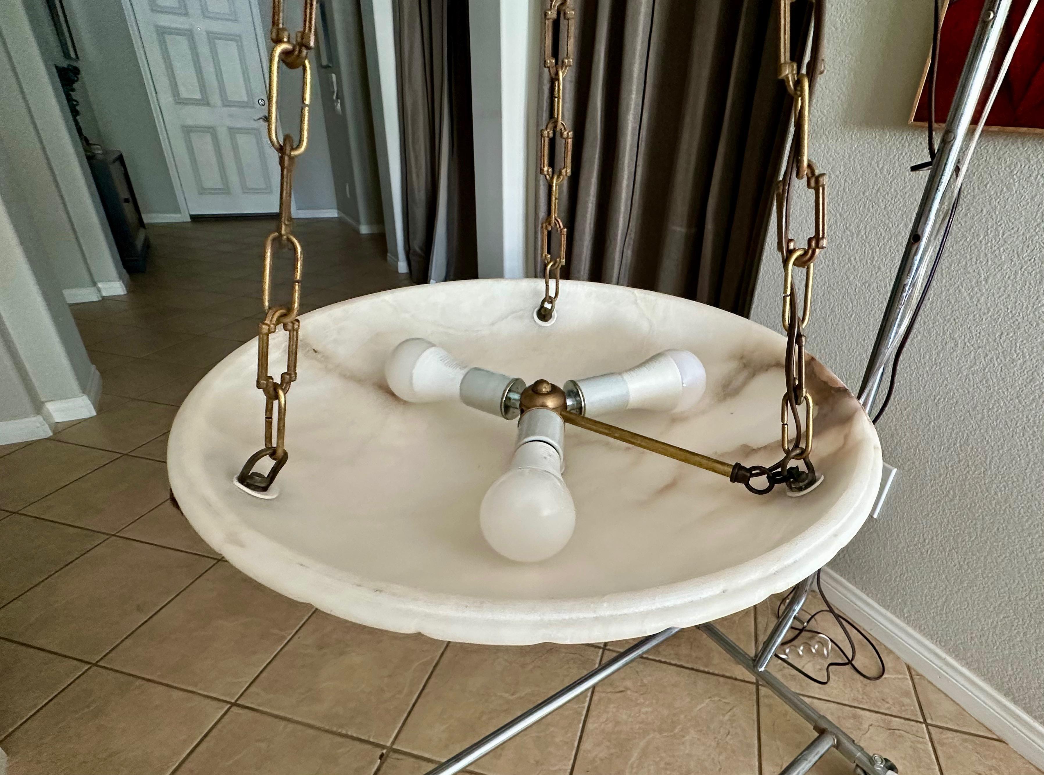 French Neo-Classic Style Alabaster Pendant Chandelier in vendita 13