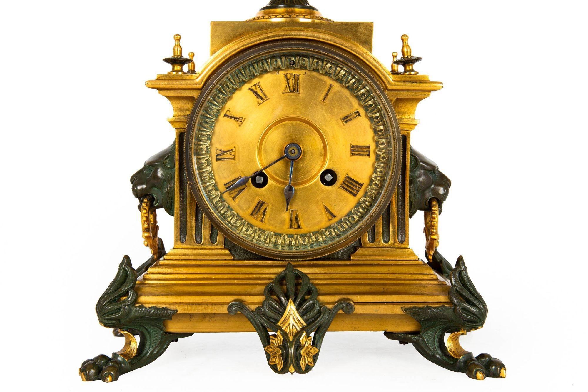 French Neo-Grec Antique Bronze Mantel Clock by Vincenti et Cie, circa 1870 1