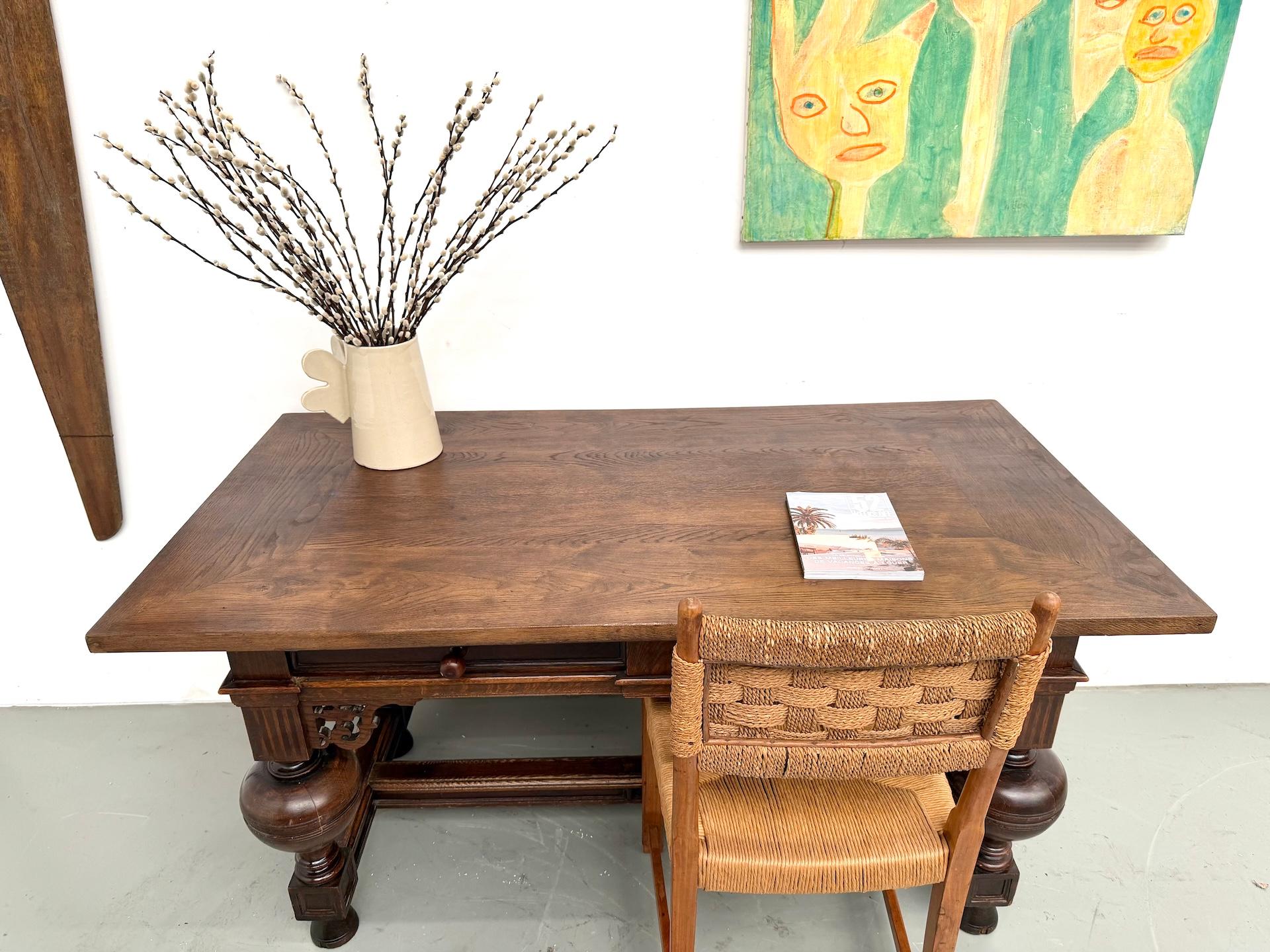Oak French neo-Renaissance solid oak desk, circa 1900. For Sale