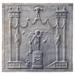 Plaque de cheminée / dosseret 'Allégorie de l'Amour' de style néoclassique français