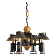 Lampadario a 4 luci neoclassico francese in tole, precedentemente illuminato a olio, 1830 ca.