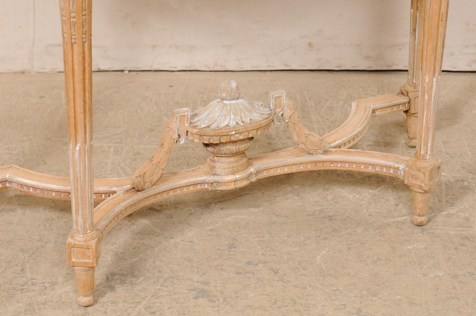 French Neoclassic Style Marble-Top Console Table W/Nice Urn Finial at Underside In Good Condition For Sale In Atlanta, GA