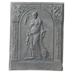 Plaque de cheminée / dosseret "Allégorie de la paix" de style néoclassique français