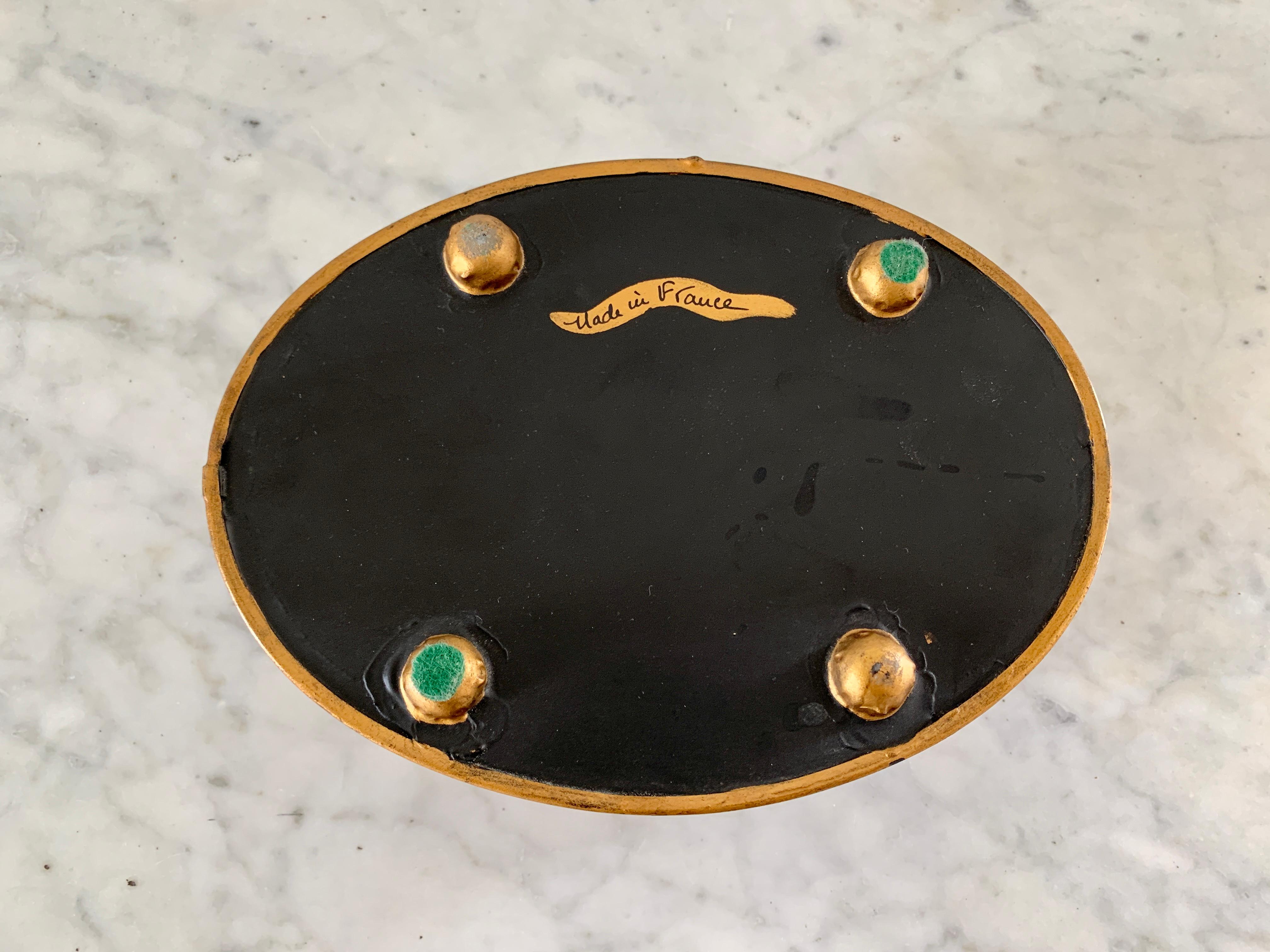 Französische neoklassizistische Schwarz-goldene netzförmige Übertopf-Pflanzgefäßvase aus Zinn (Metall) im Angebot