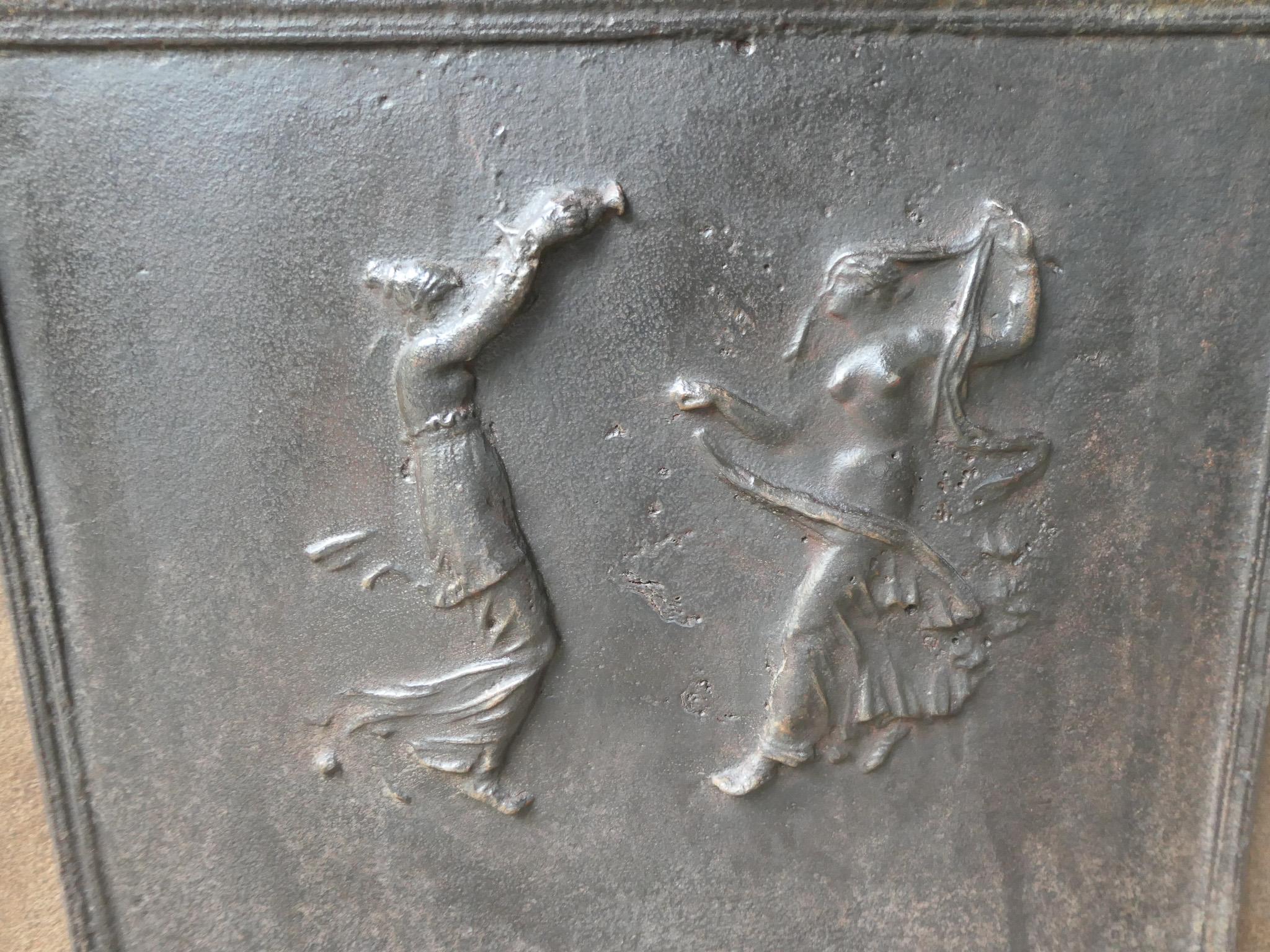Parafuoco francese neoclassico con ballerine, XVIII-XIX secolo In condizioni buone in vendita a Soest, NL