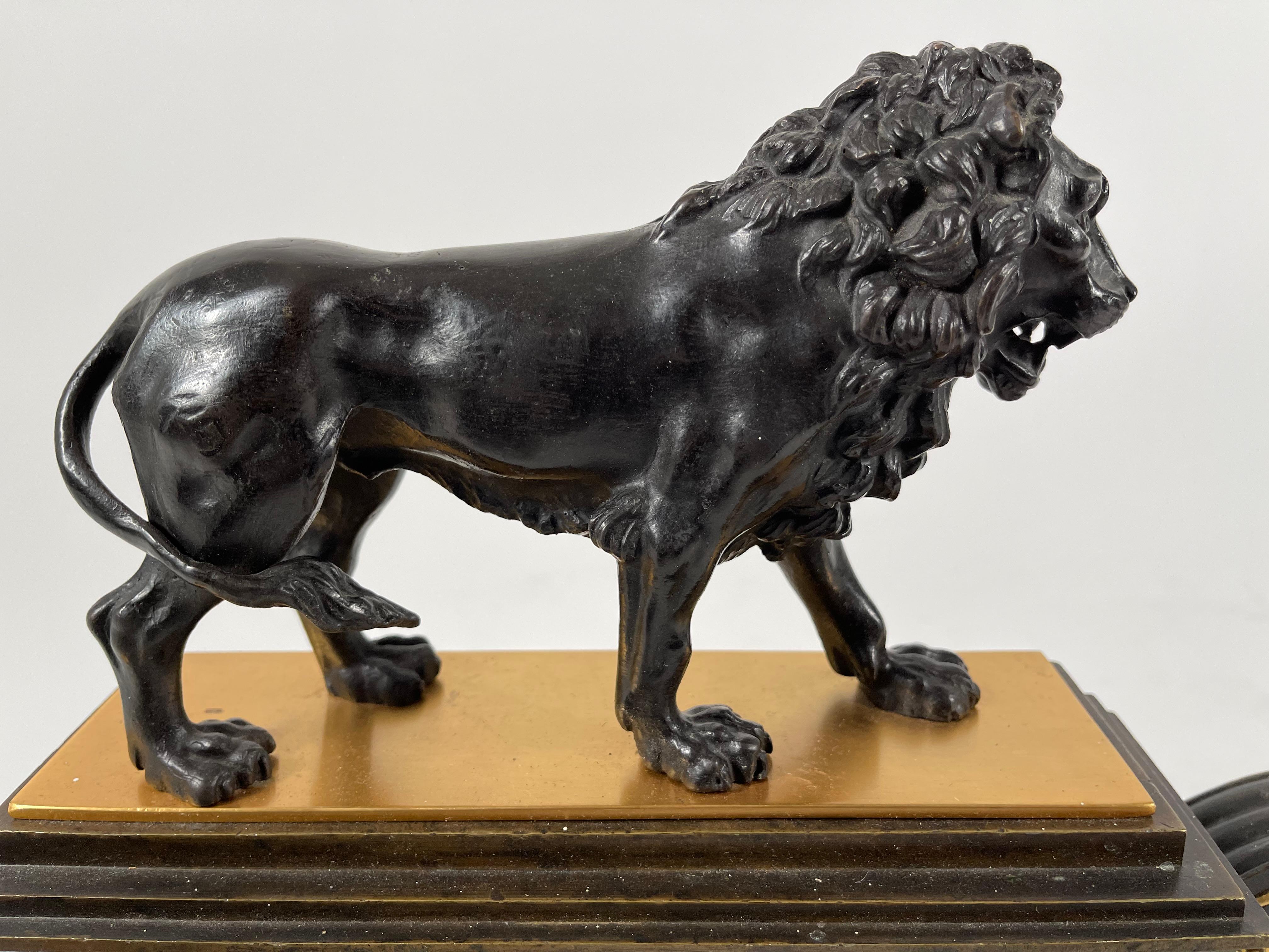 Early 19th Century French Neoclassical Gilt Bronze Lion Fireplace Fender Adjustable Width